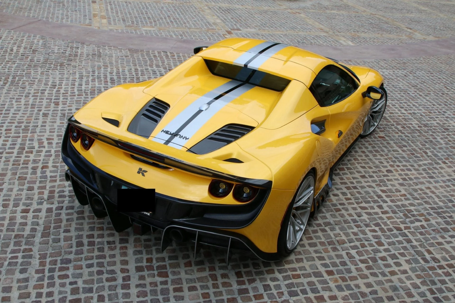 mph002_270307473_Used_2021_Ferrari_F8_Spider_1759268140_b15e7f781f