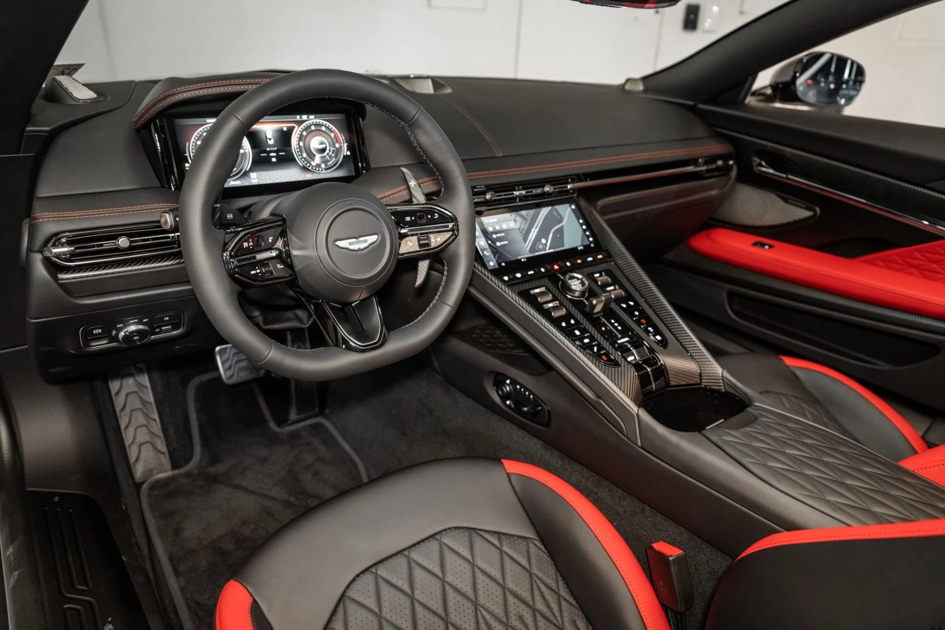 mph002_2705151673_New_2025_Aston_Martin_DB_12_Volante_1735316524_91e21e7db7