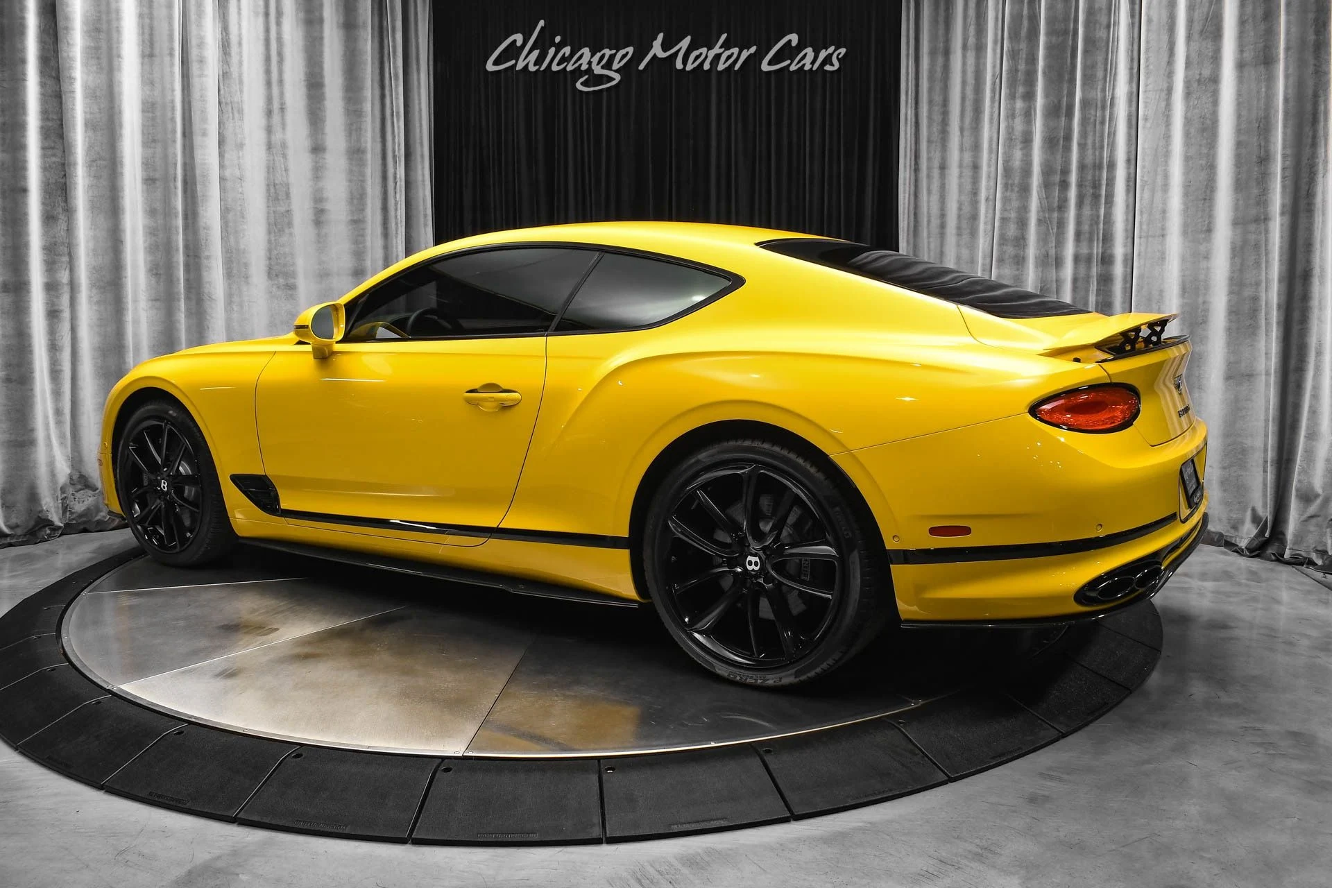 mph002_2706574428_12012_p3_l_b81535548d