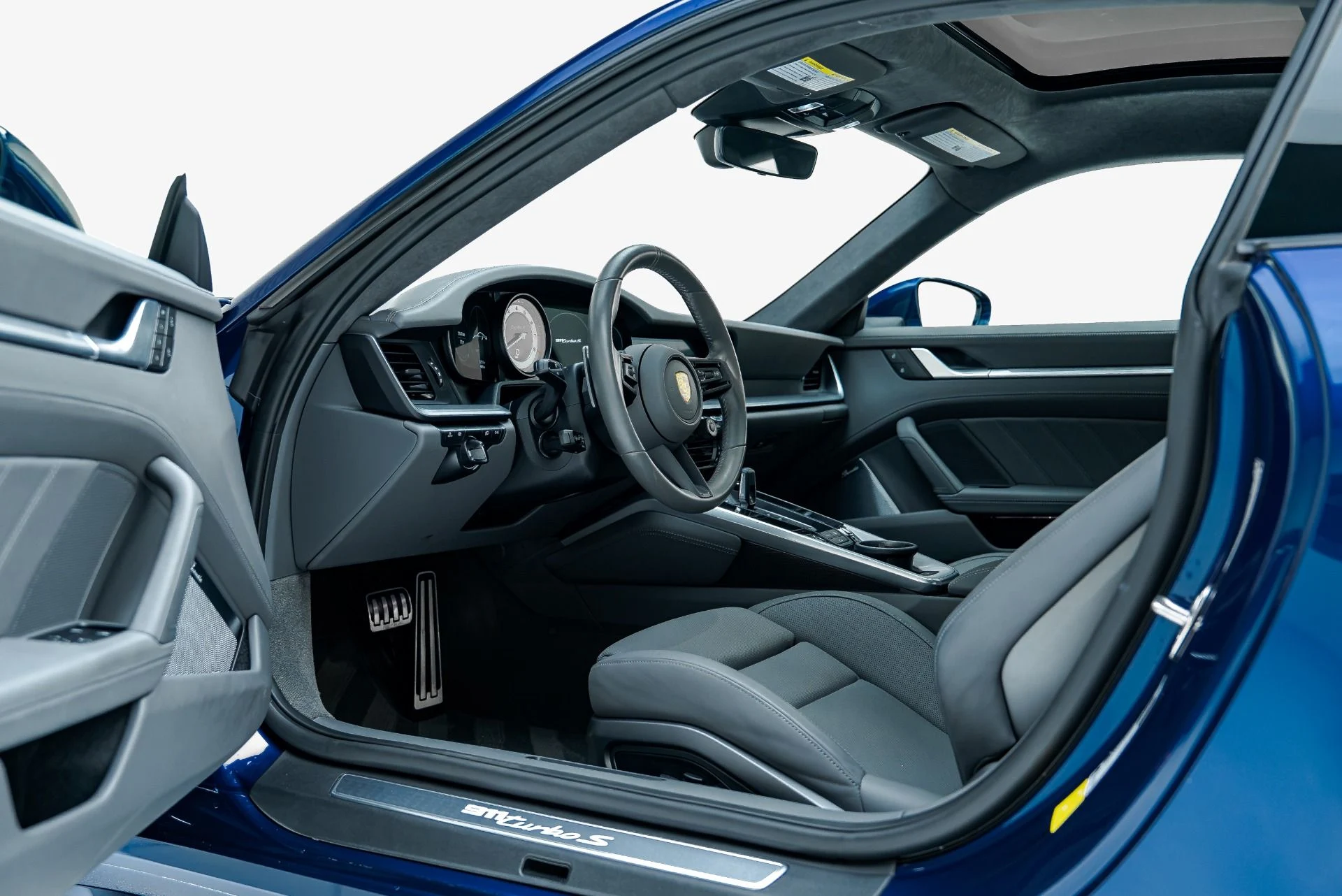mph002_2706885081_Used_2022_Porsche_911_Turbo_S_1791933657_cdd7dedea7