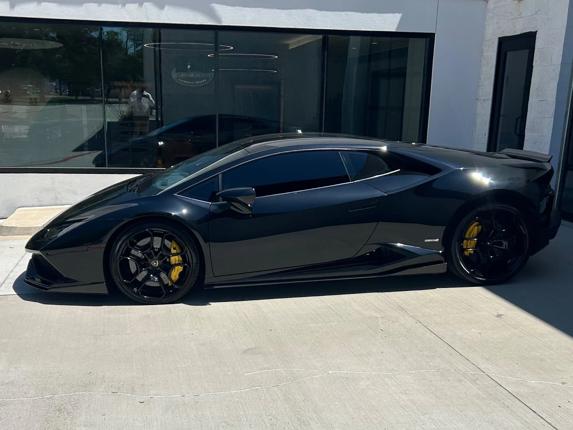 mph002_2711445839_Used_2016_Lamborghini_Huracan_LP_610_4_1728326551_1e69dcb81c