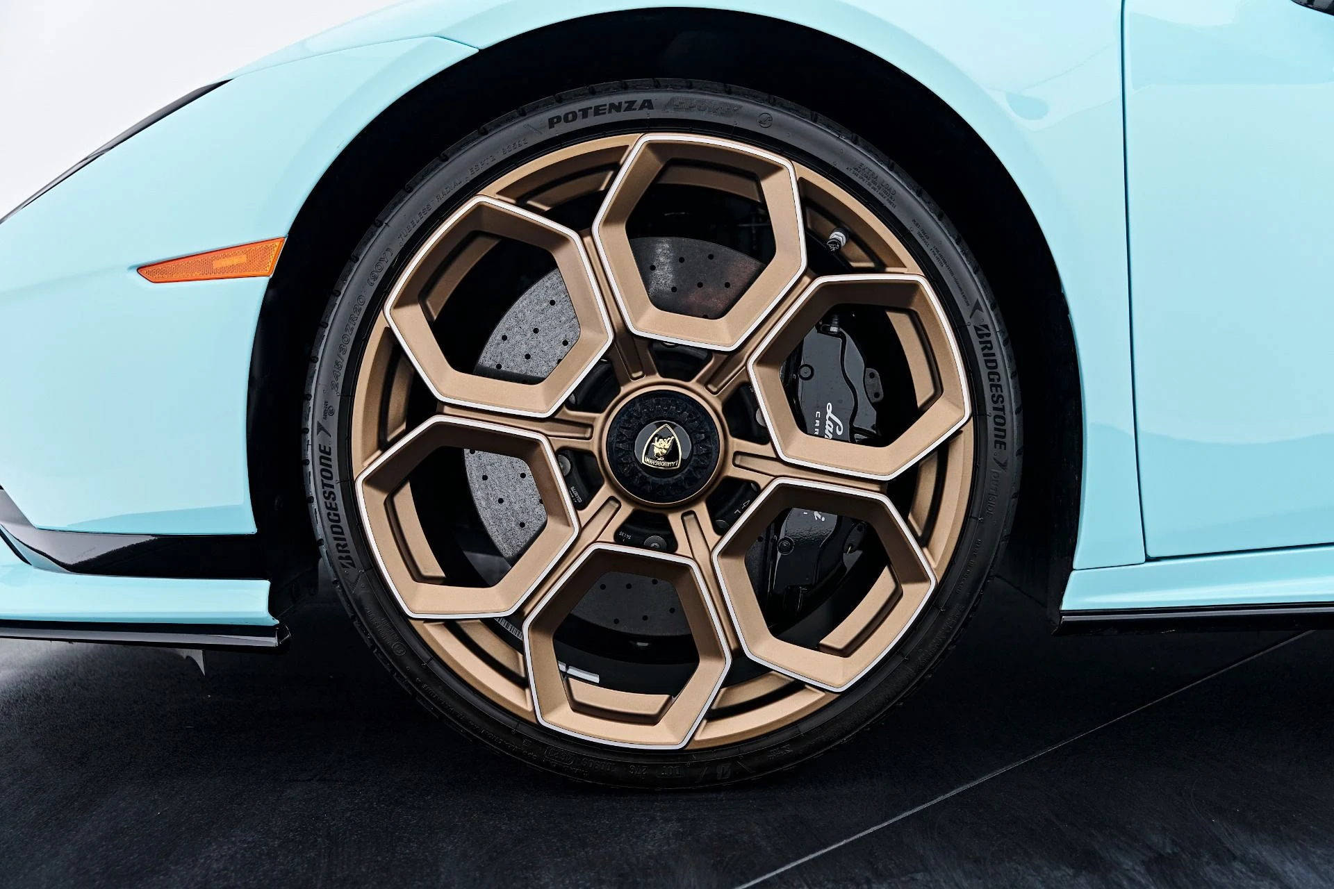 mph002_2711479723_Used_2024_Lamborghini_Huracan_Tecnica_Base_1788455309_6409034ed6