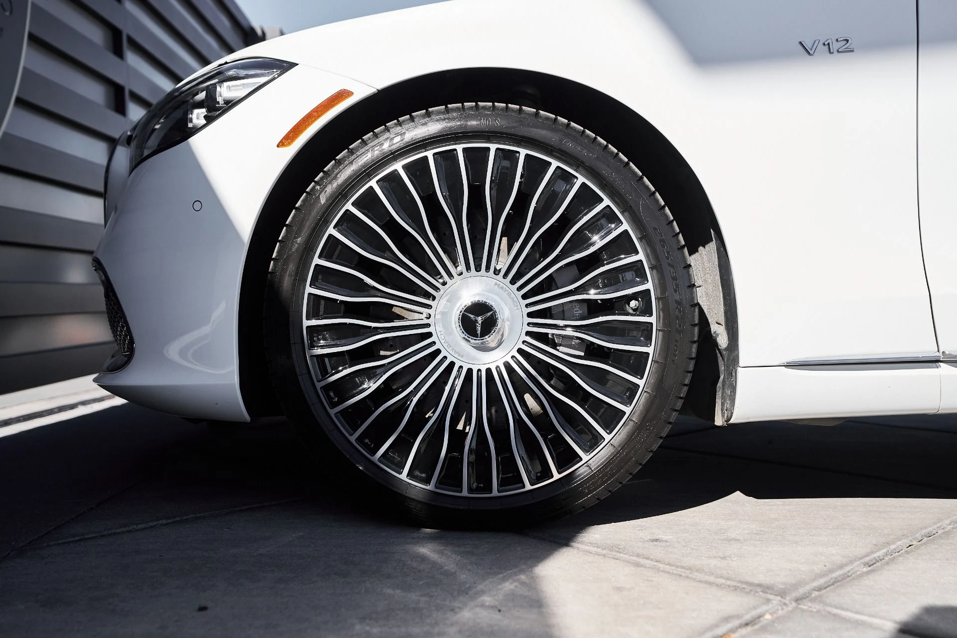 mph002_2730256521_Used_2025_Mercedes_Benz_S_Class_Maybach_S_680_1761611052_35ff0d6dff