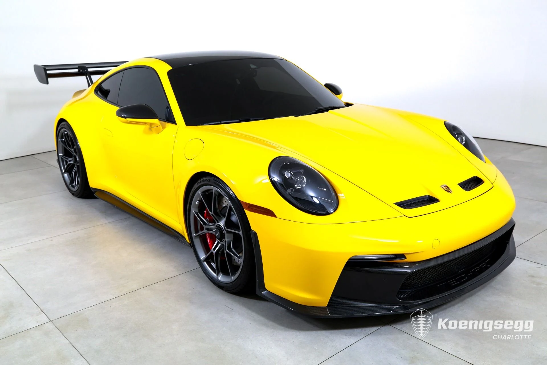 mph002_2732021014_Used_2022_Porsche_911_GT_3_1761085284_4d65363bb1