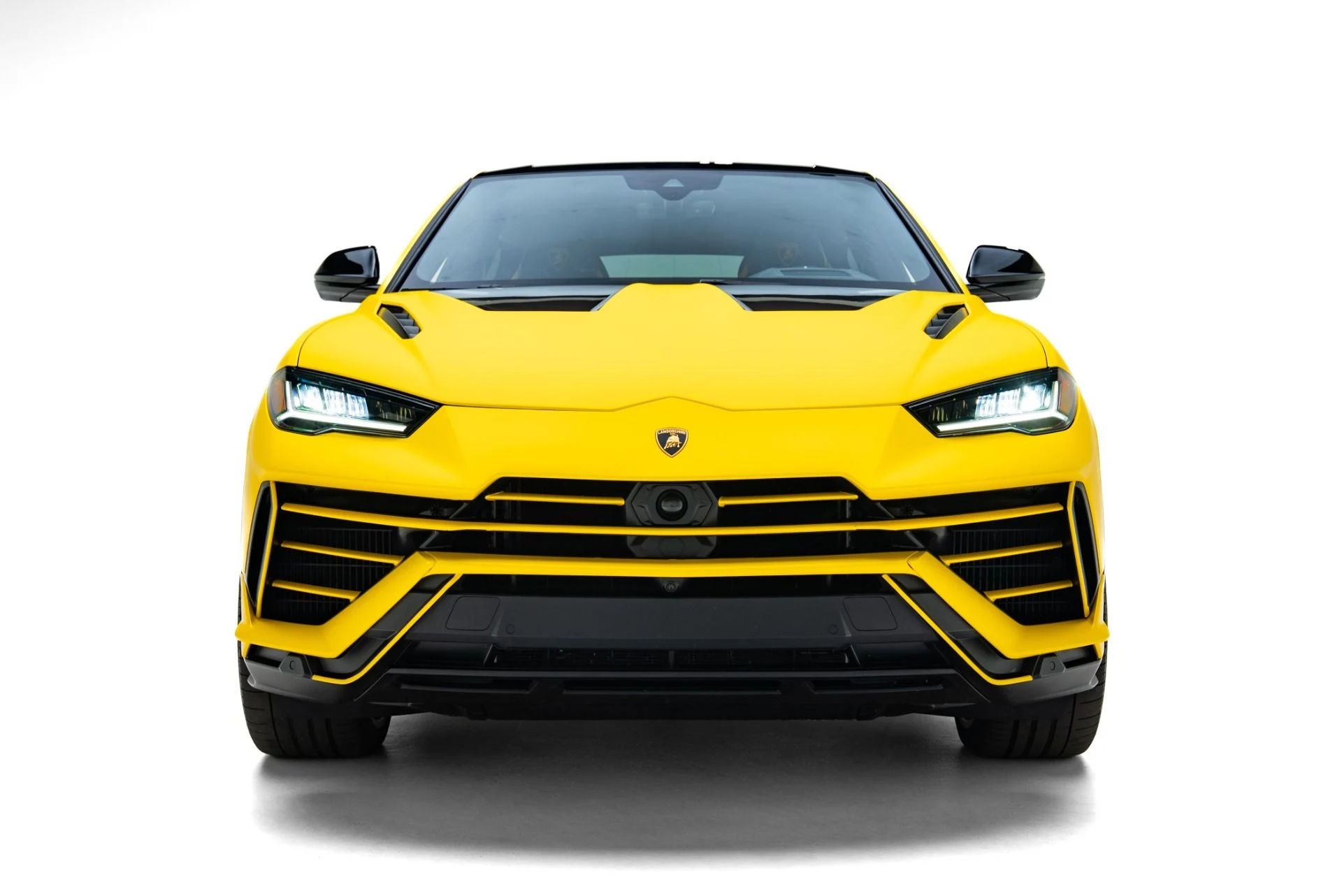 mph002_2732391748_Used_2024_Lamborghini_Urus_S_1778704805_858d85a805