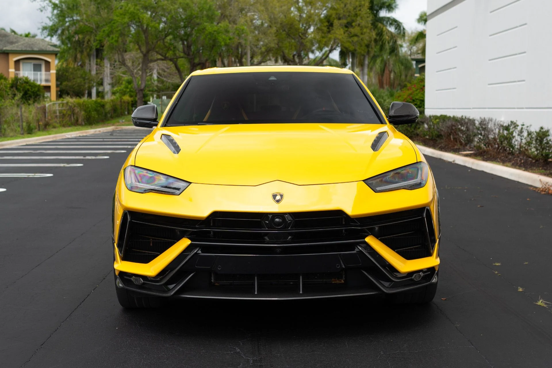 mph002_2732453677_Used_2024_Lamborghini_Urus_Performante_1773952296_57b3eefbdd