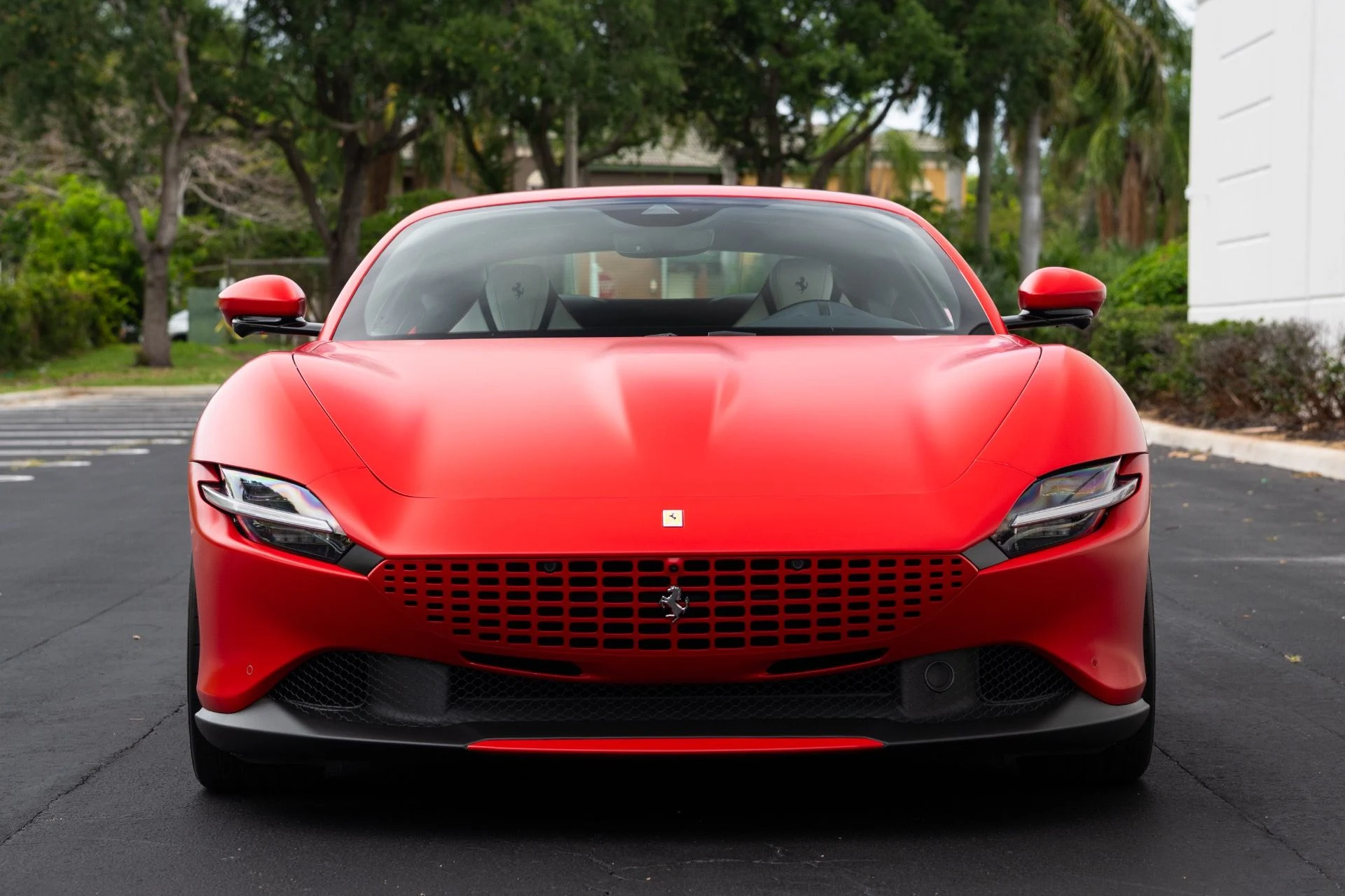 mph002_2741878179_Used_2023_Ferrari_Roma_1777005512_26b4cea34b