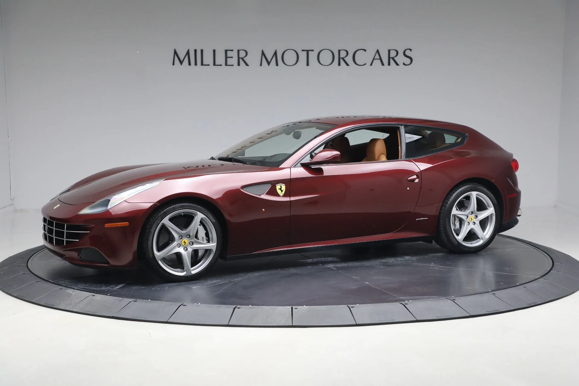 mph002_2748472848_Used_2012_Ferrari_FF_1765920429_c26e417f84