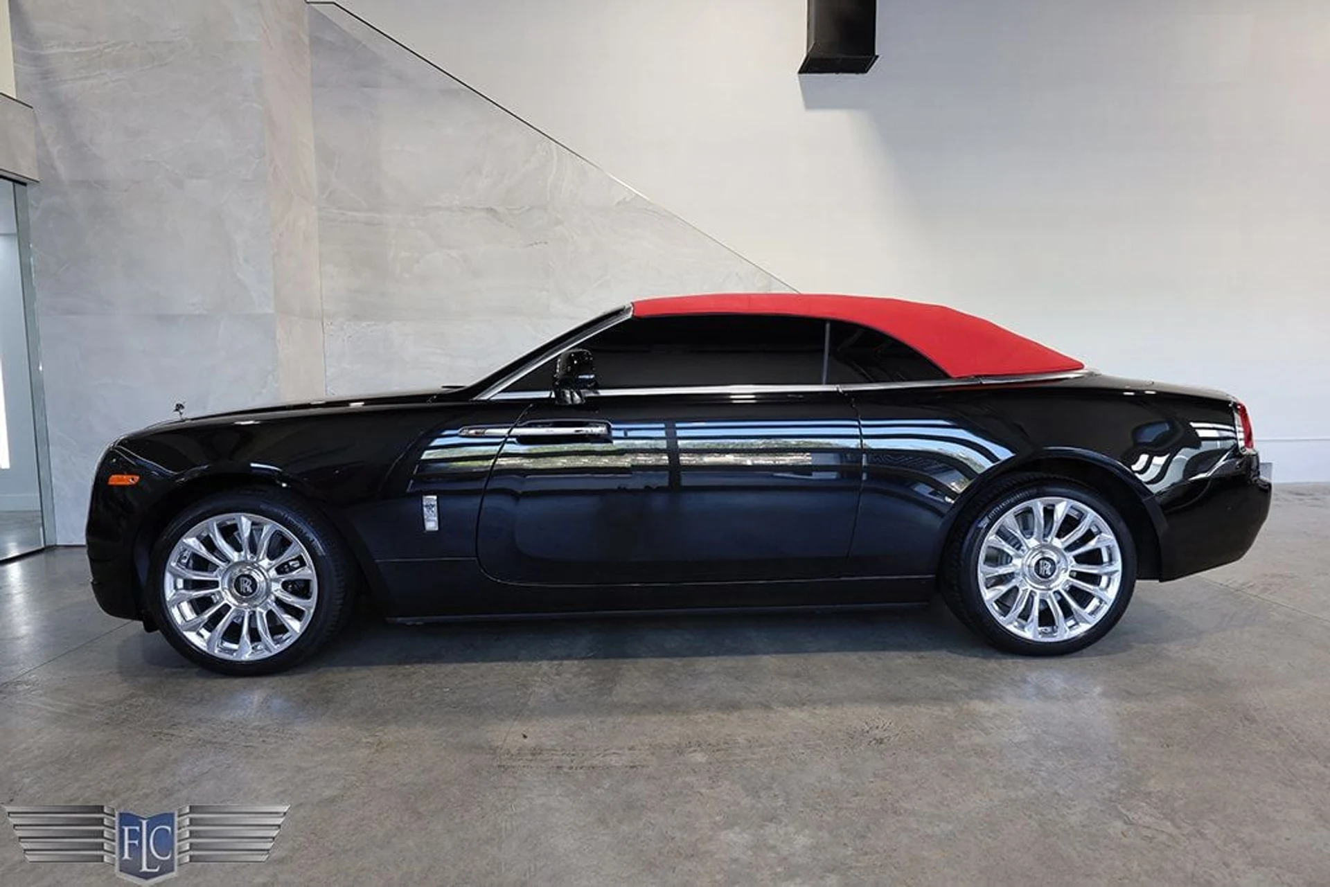 mph002_2748682067_used_2021_rolls_royce_dawn_convertible_9689_22905952_3_1024_aeb95262eb