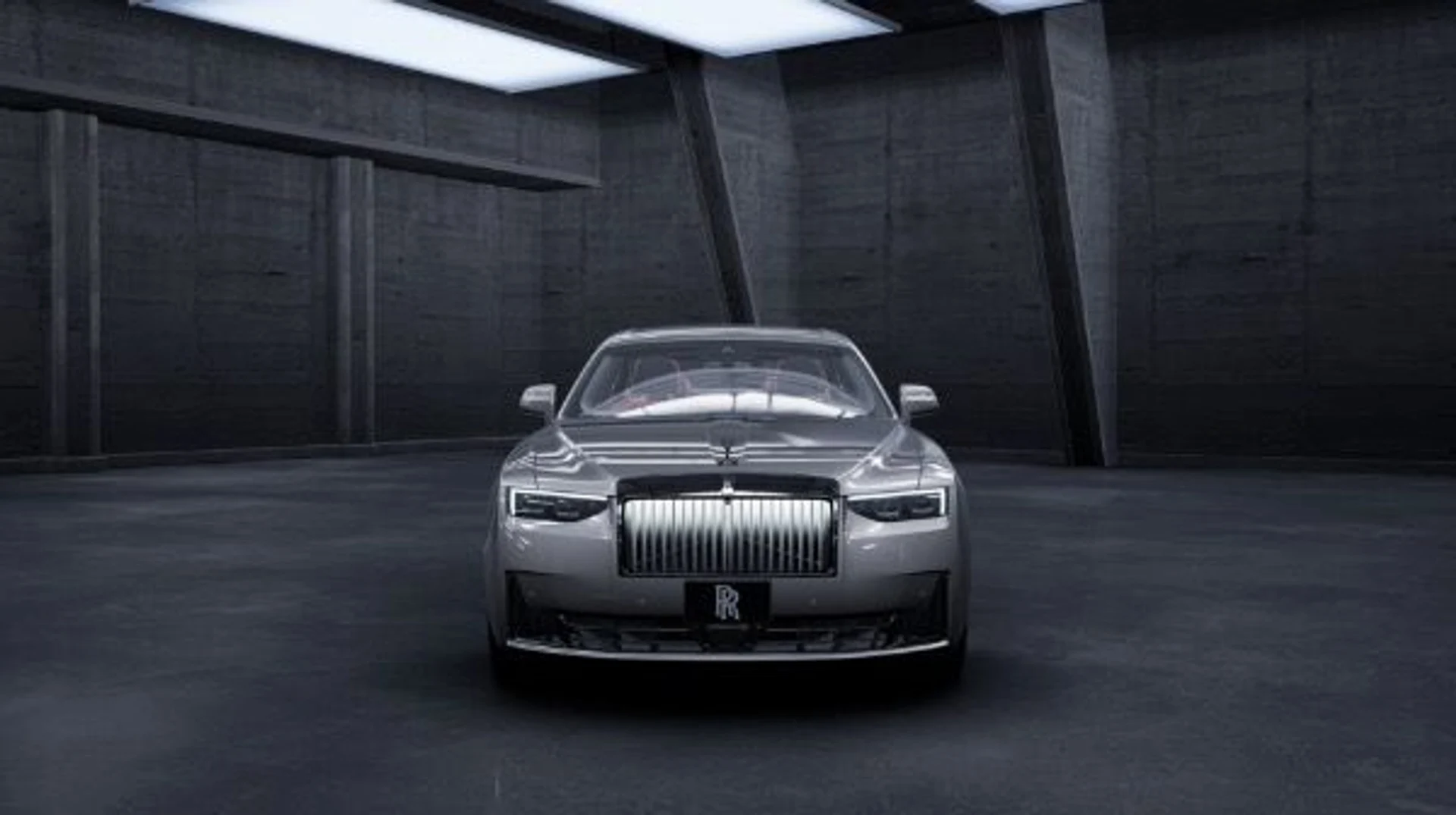 mph002_2760605402_New_2025_Rolls_Royce_Black_Badge_Ghost_d74a1b125a