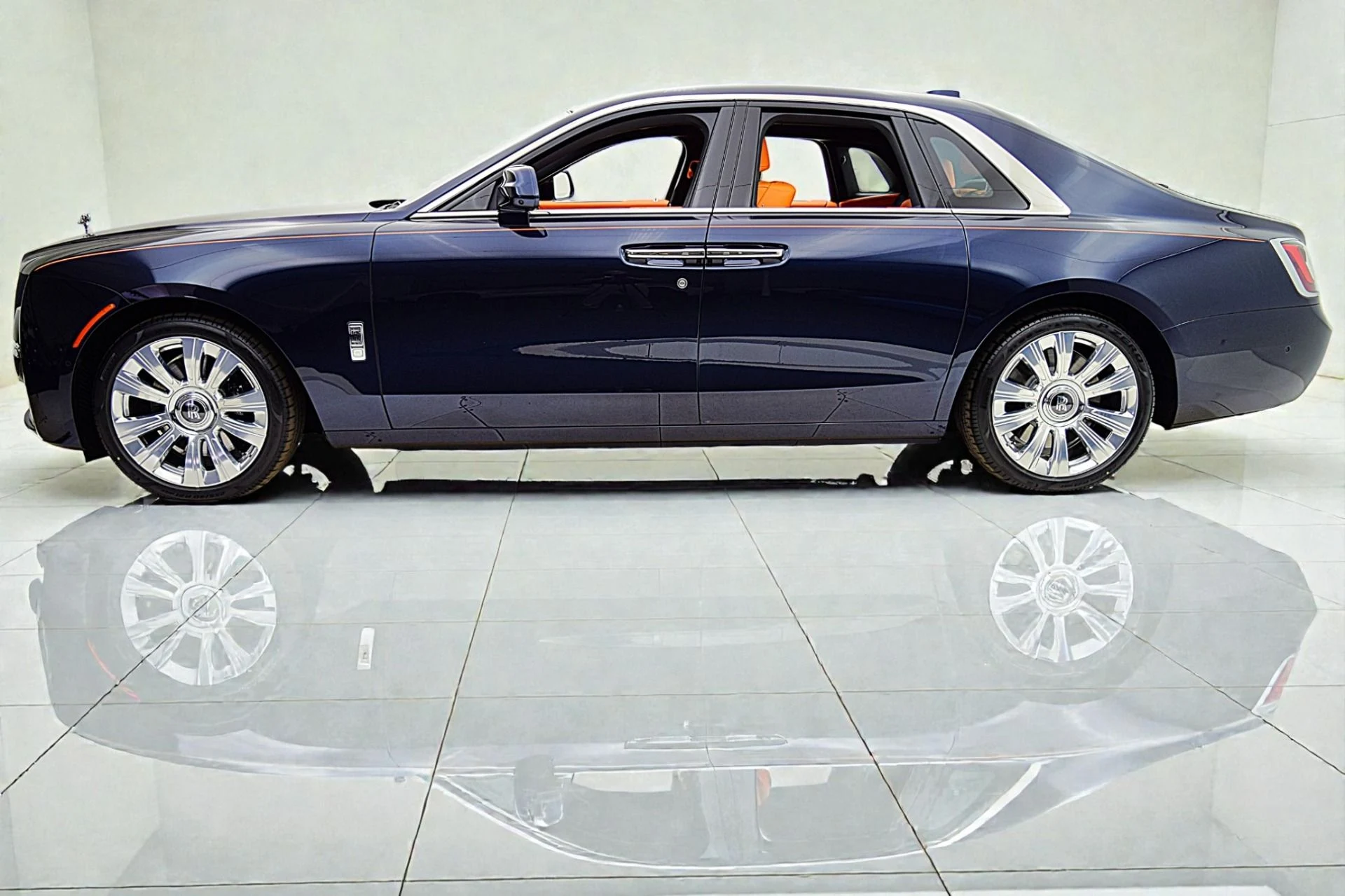 mph002_2767131496_Used_2023_Rolls_Royce_Ghost_LEASE_OPTIONS_AVAILABLE_638b2a9e9d