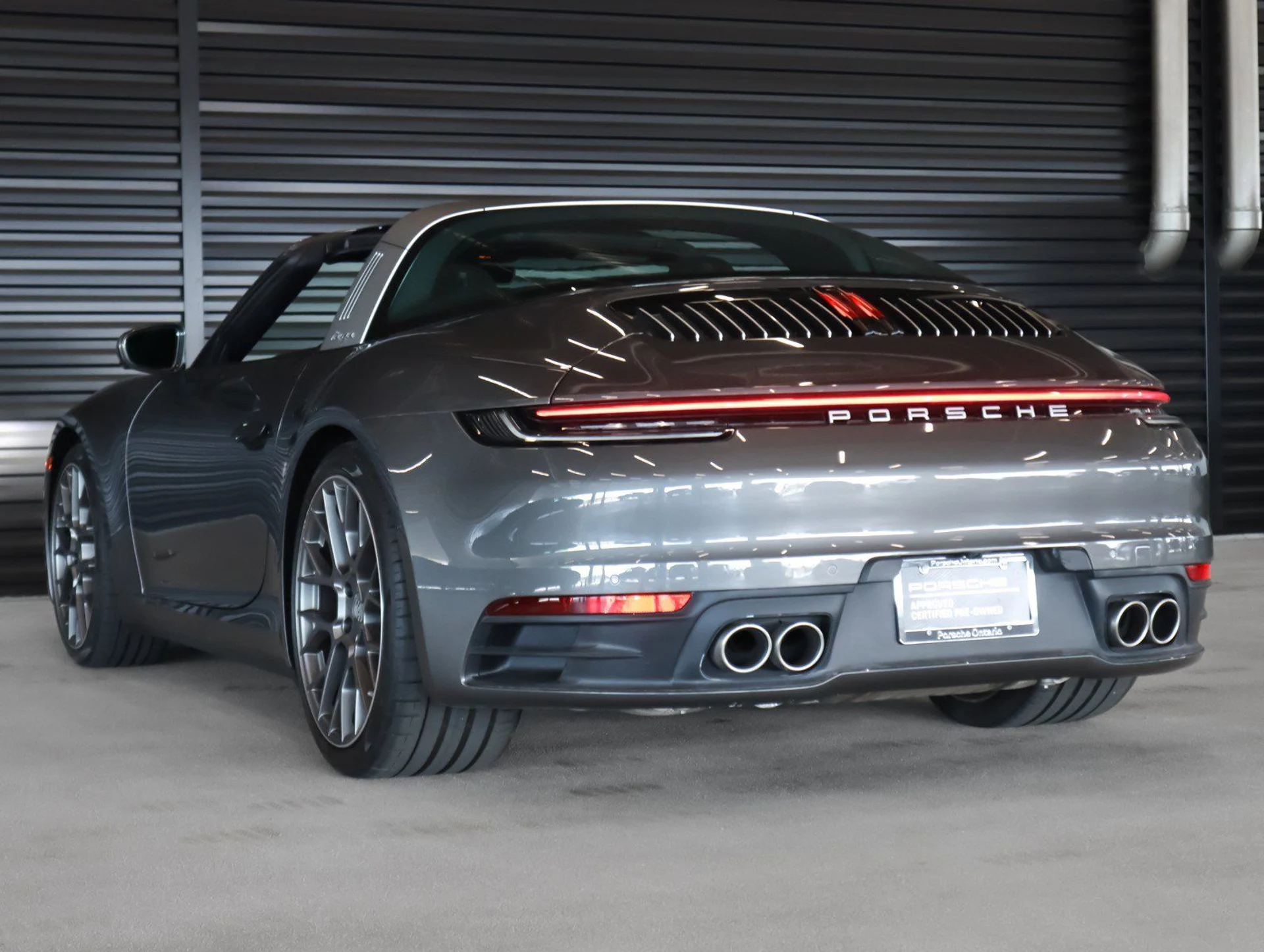 mph002_2777401284_57d76ecd2de9ff5bc89bb969b12b4556_e202024423