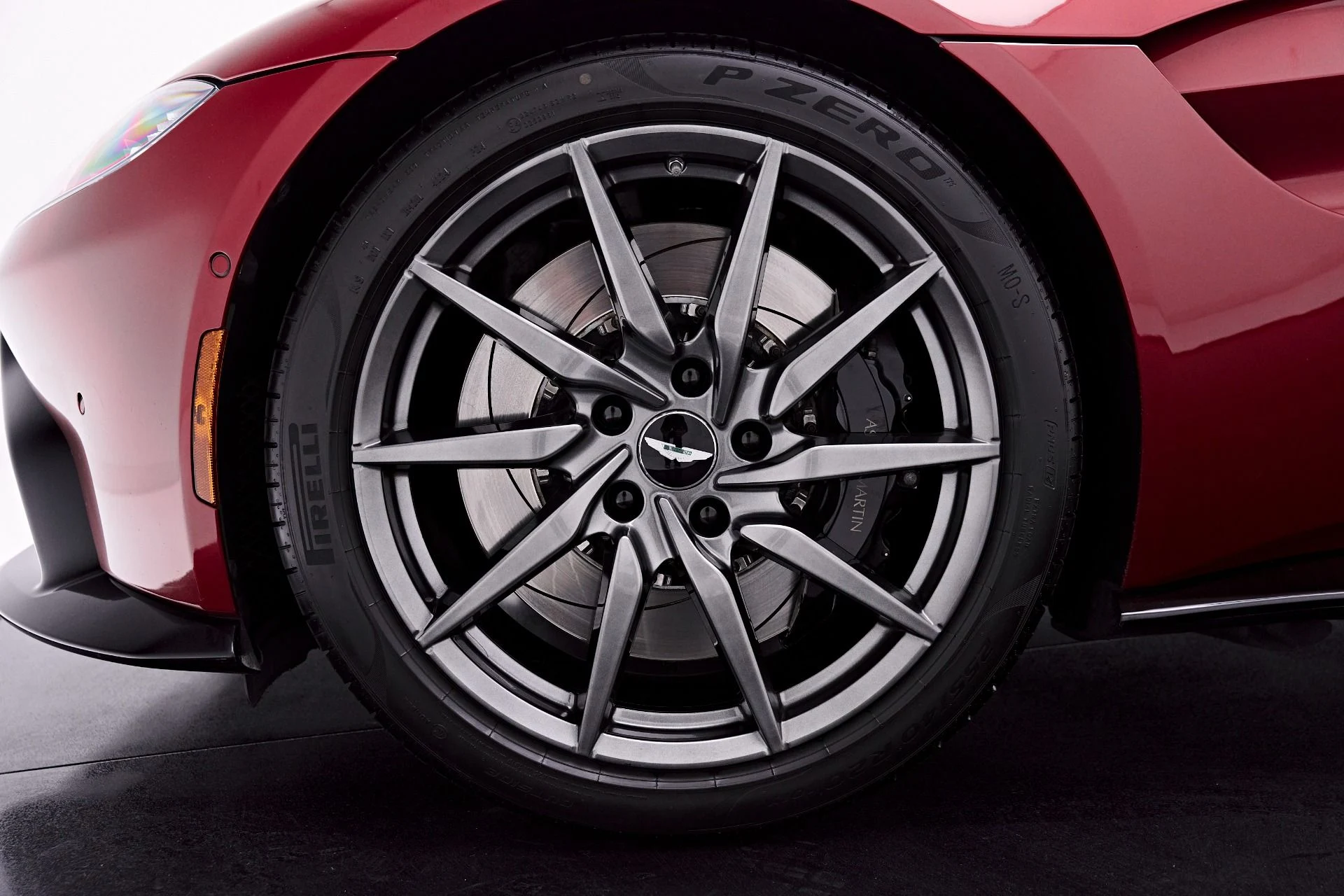 mph002_2778005067_Used_2020_Aston_Martin_Vantage_Base_1777504251_d9f6e07512