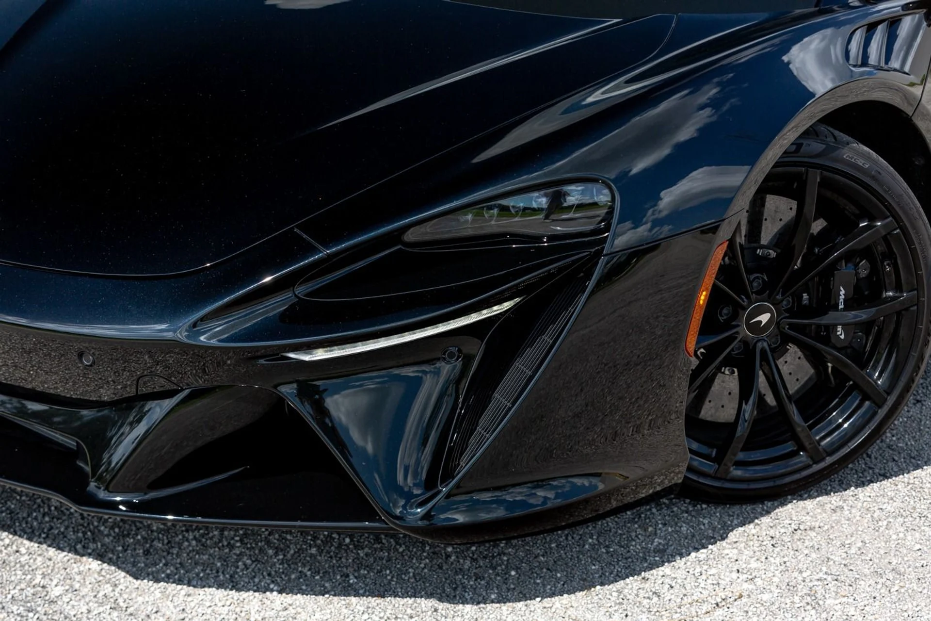 mph002_2778487587_440_p3_l_35625c5a39