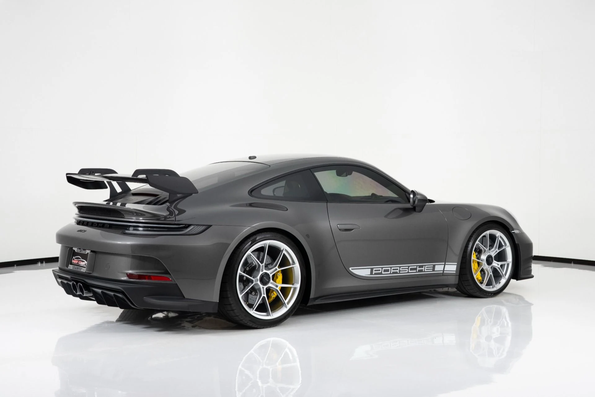 mph002_2781246625_Used_2024_Porsche_911_GT_3_1756329468_760a33b7e8