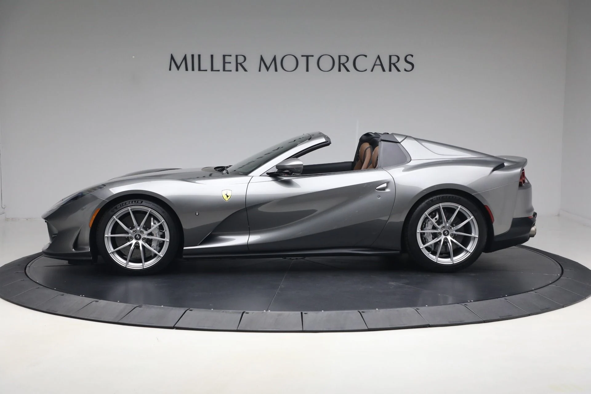 mph002_2787997375_Used_2021_Ferrari_812_GTS_1781727053_b5a367d675
