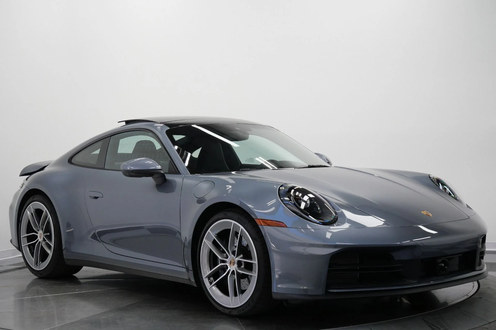 mph002_2791397819_Used_2025_Porsche_911_Carrera_Premium_Package_Sport_Exhaust_1768503028_0a421b94b6