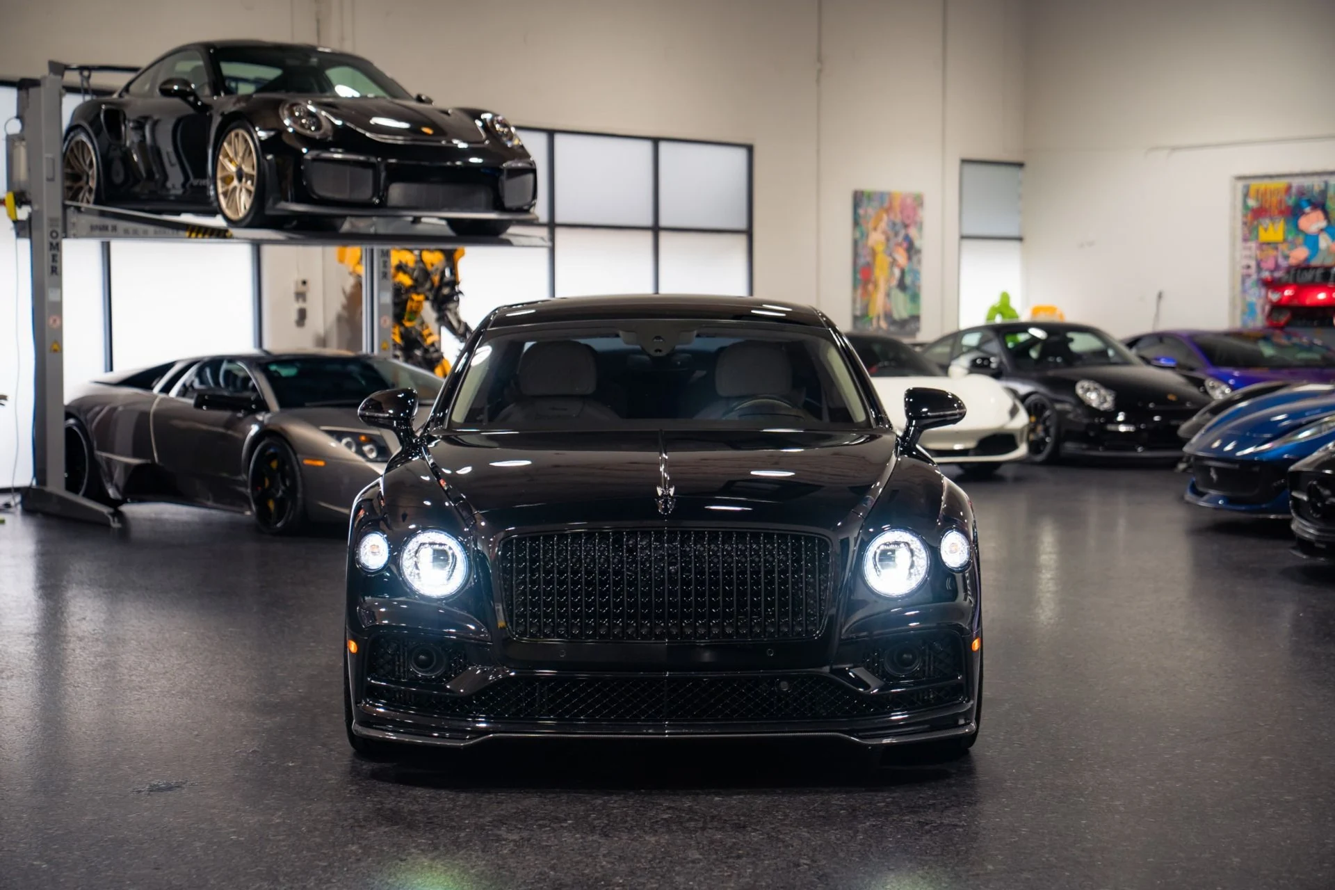 mph002_2791871040_Used_2023_Bentley_Flying_Spur_Azure_1787341097_ee1decc828
