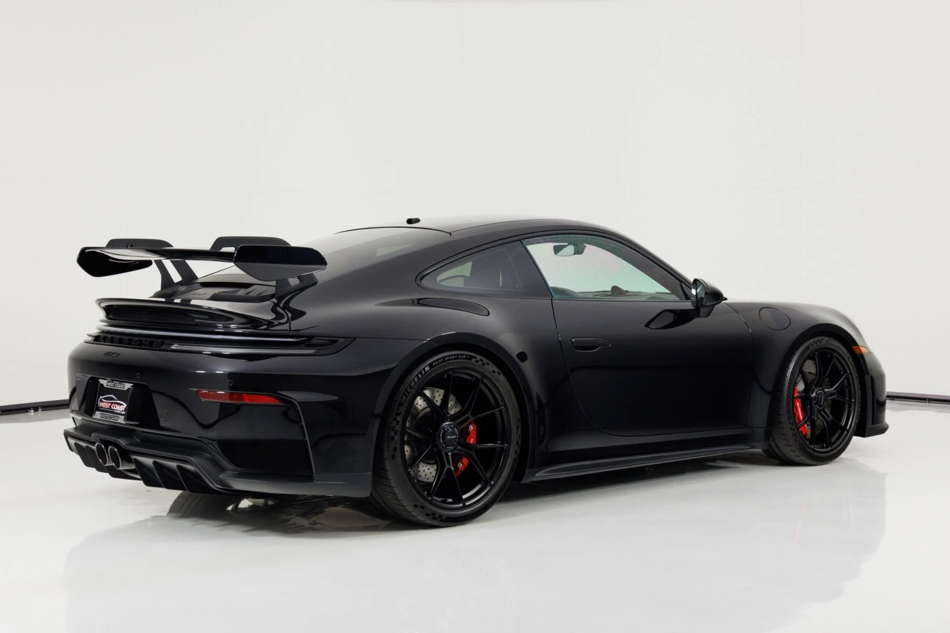 mph002_2794713886_Used_2025_Porsche_911_GT_3_1777071824_139433431c