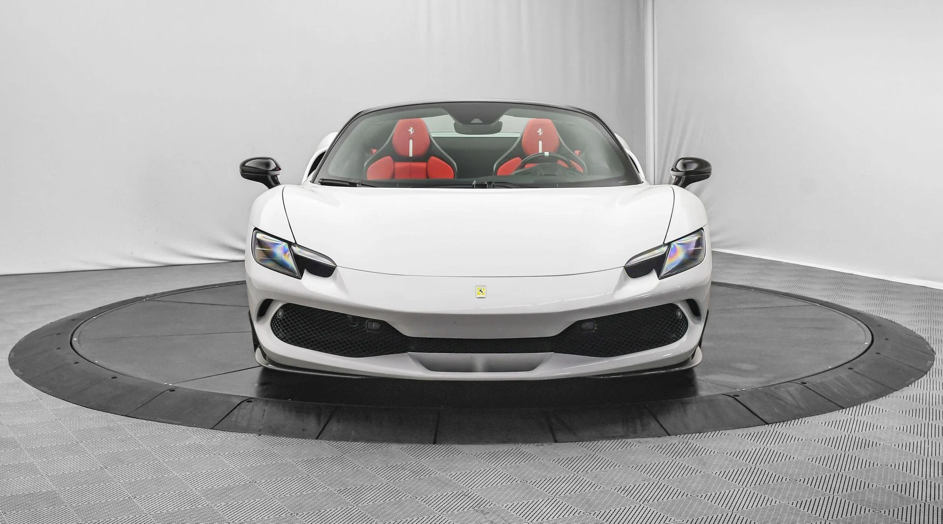 mph002_2817505713_Used_2025_Ferrari_296_GTS_CONV_1757451294_b43ec47f10