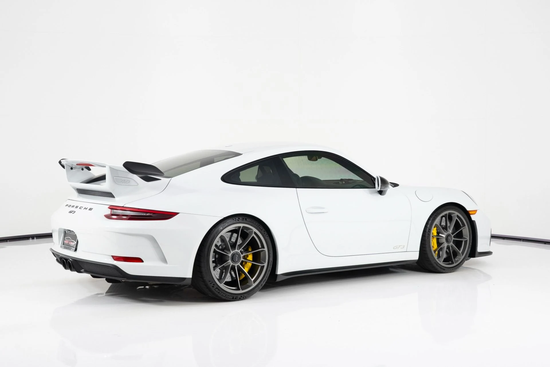 mph002_2831580786_Used_2018_Porsche_911_GT_3_1758566950_262d367ad2