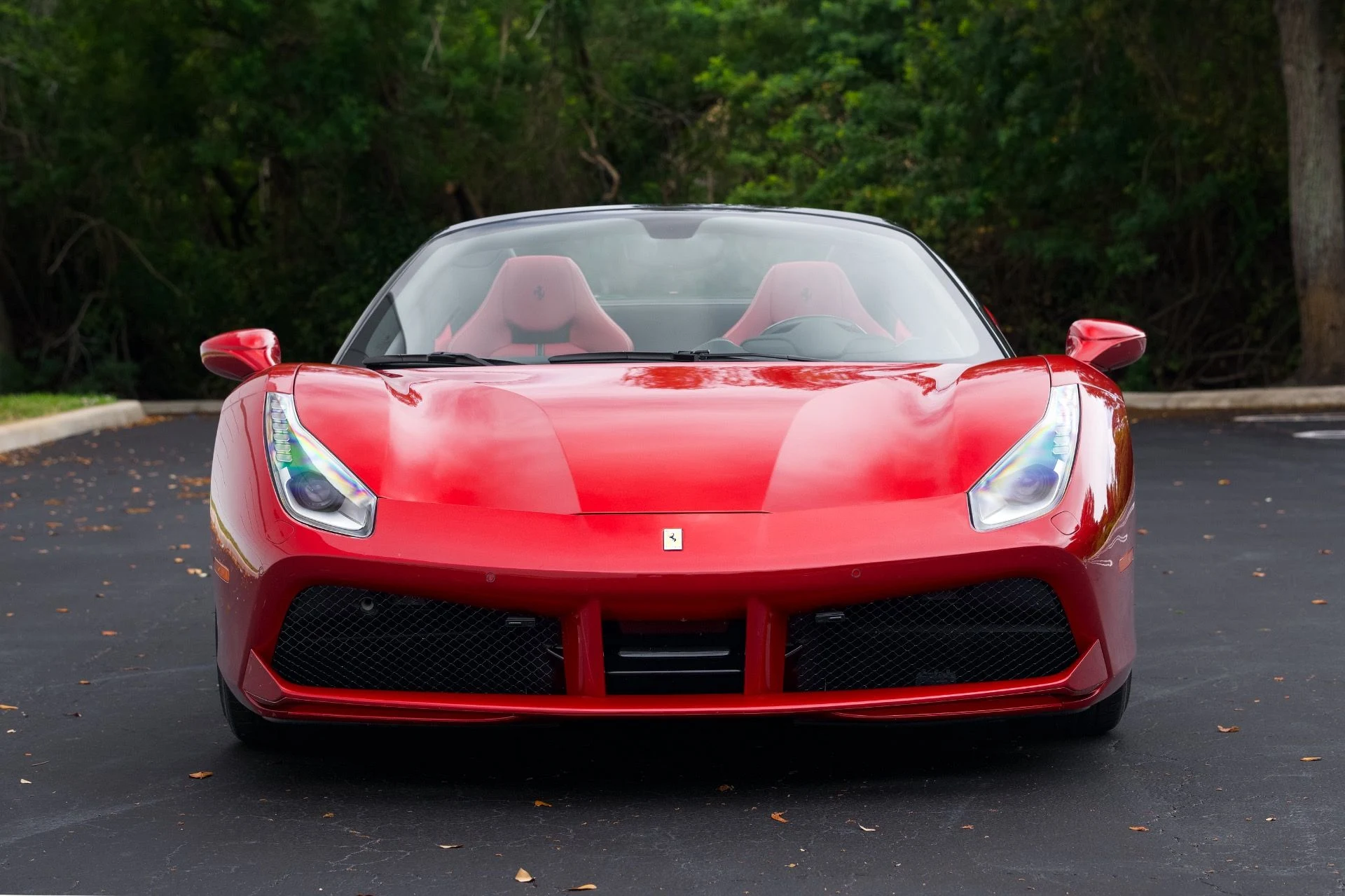 mph002_2835656541_Used_2019_Ferrari_488_Spider_1775191452_ad4641a9f4