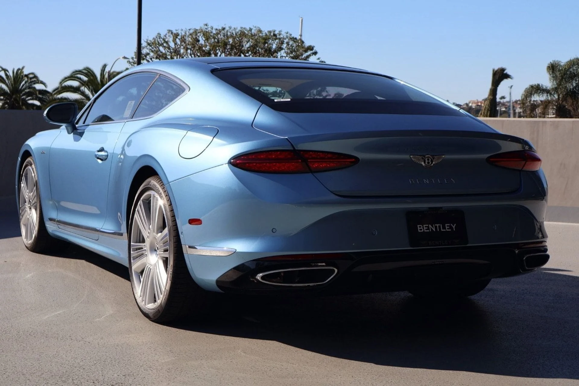 mph002_2837956341_658944d061646fe36add497e9223186bx_b1b6db69dd