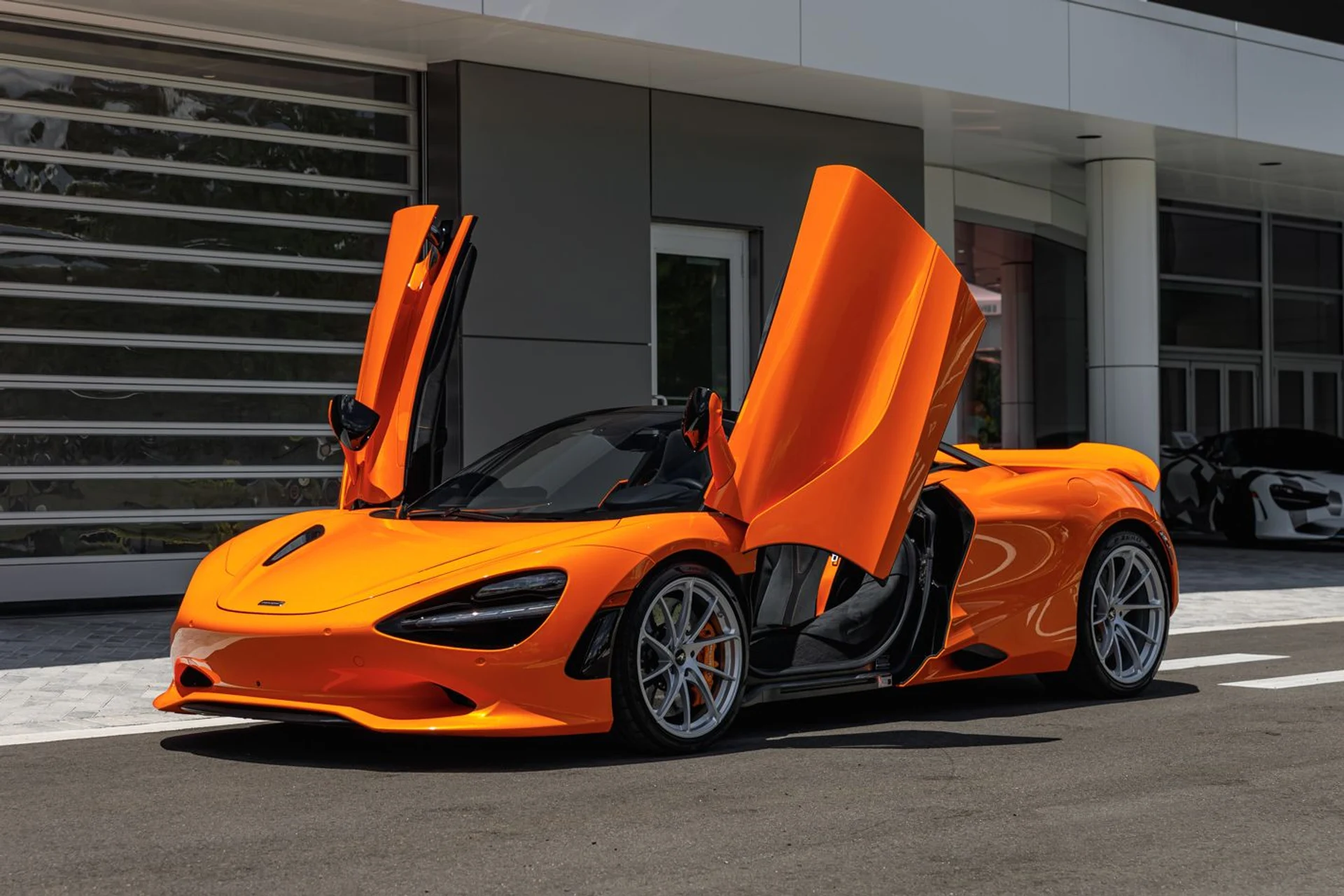 mph002_2842713245_Used_2024_Mc_Laren_750_S_Spider_d40f6bd40e
