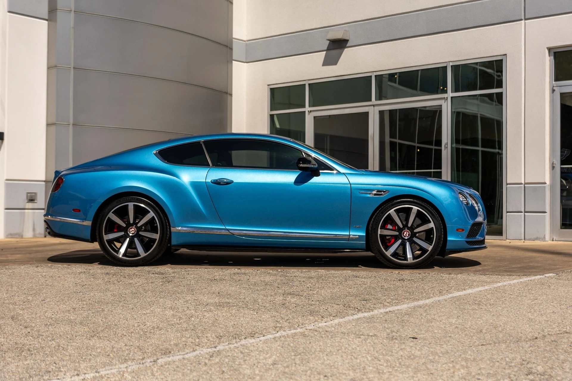 mph002_2873201331_Hi_Tech_Luxury_Imports_LLC_SCBFH_7_ZA_7_GC_054737_image_2_731c83b069