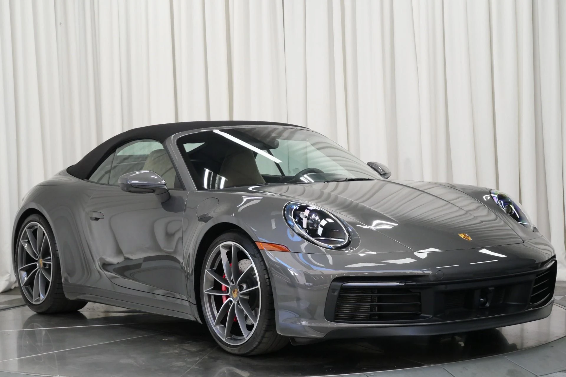 mph002_2876210893_Used_2021_Porsche_911_Carrera_S_Cabriolet_1757522439_f66a4a4cc9