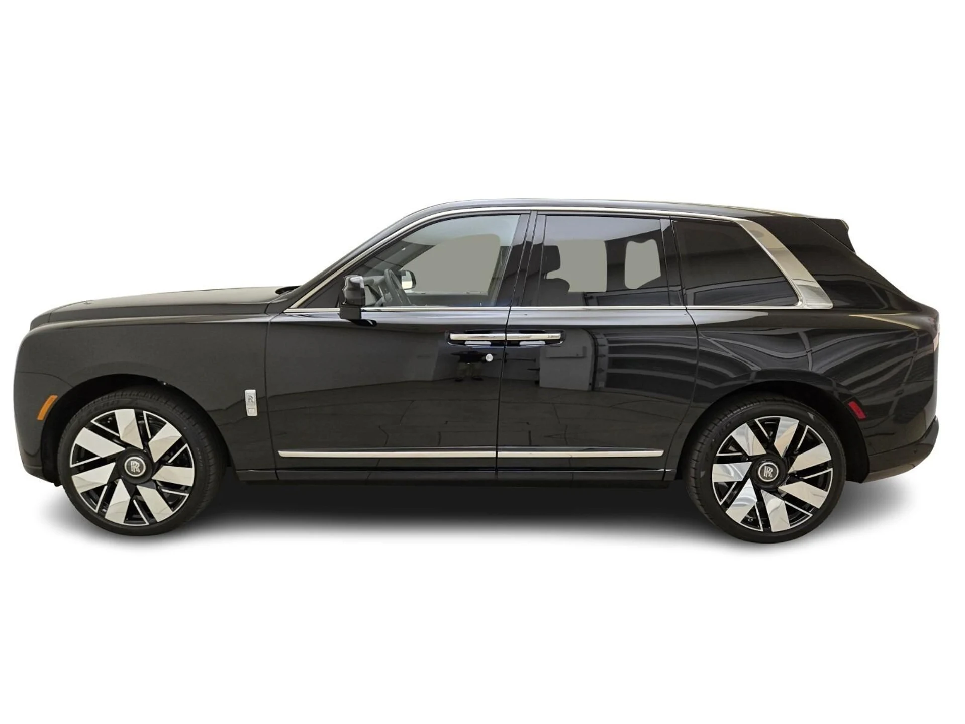 mph002_2890836438_New_2026_Rolls_Royce_Cullinan_1776489329_05e0f550fe