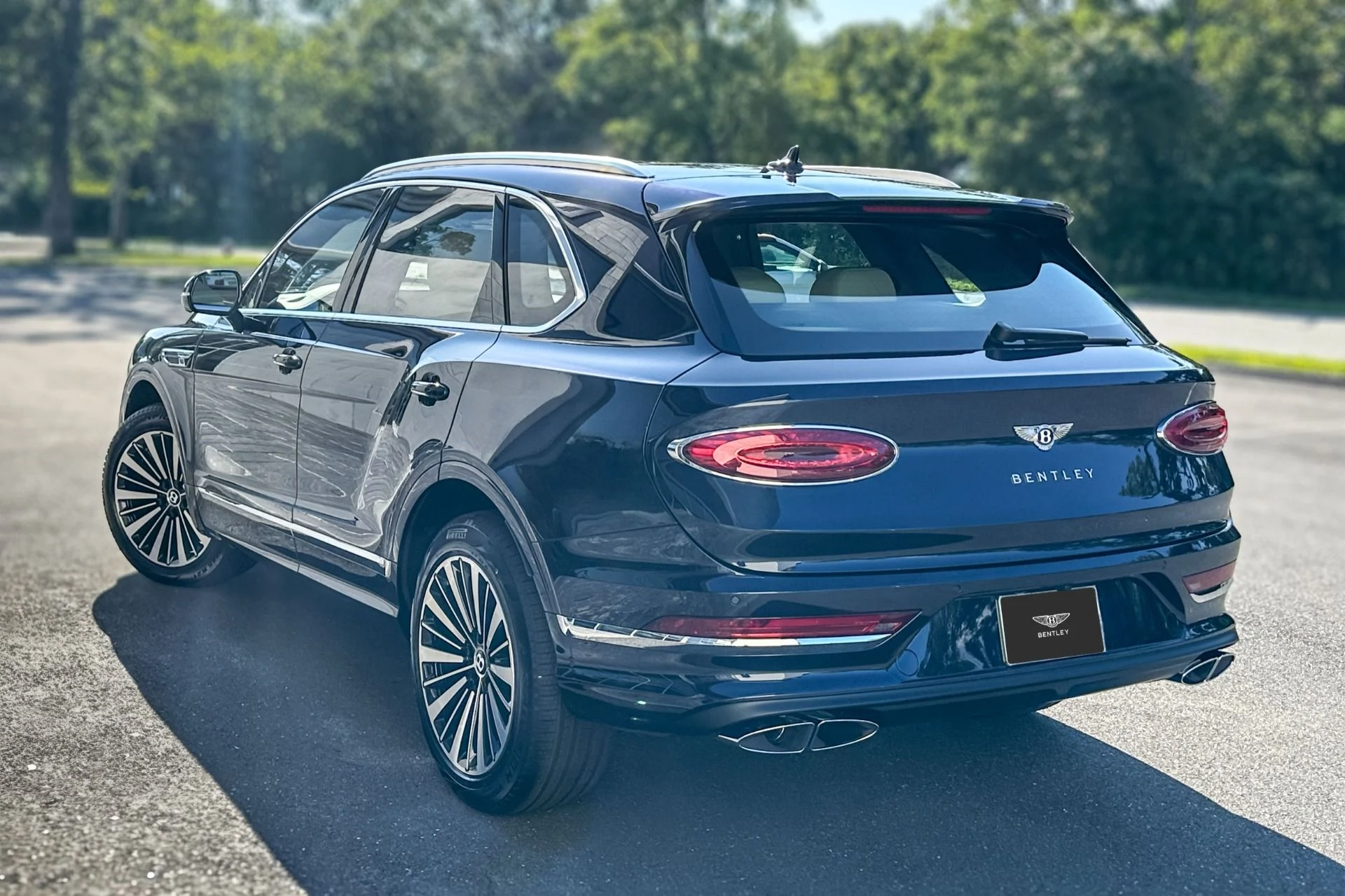 mph002_2890973196_New_2026_Bentley_Bentayga_V8_1783695010_1afbb0b631