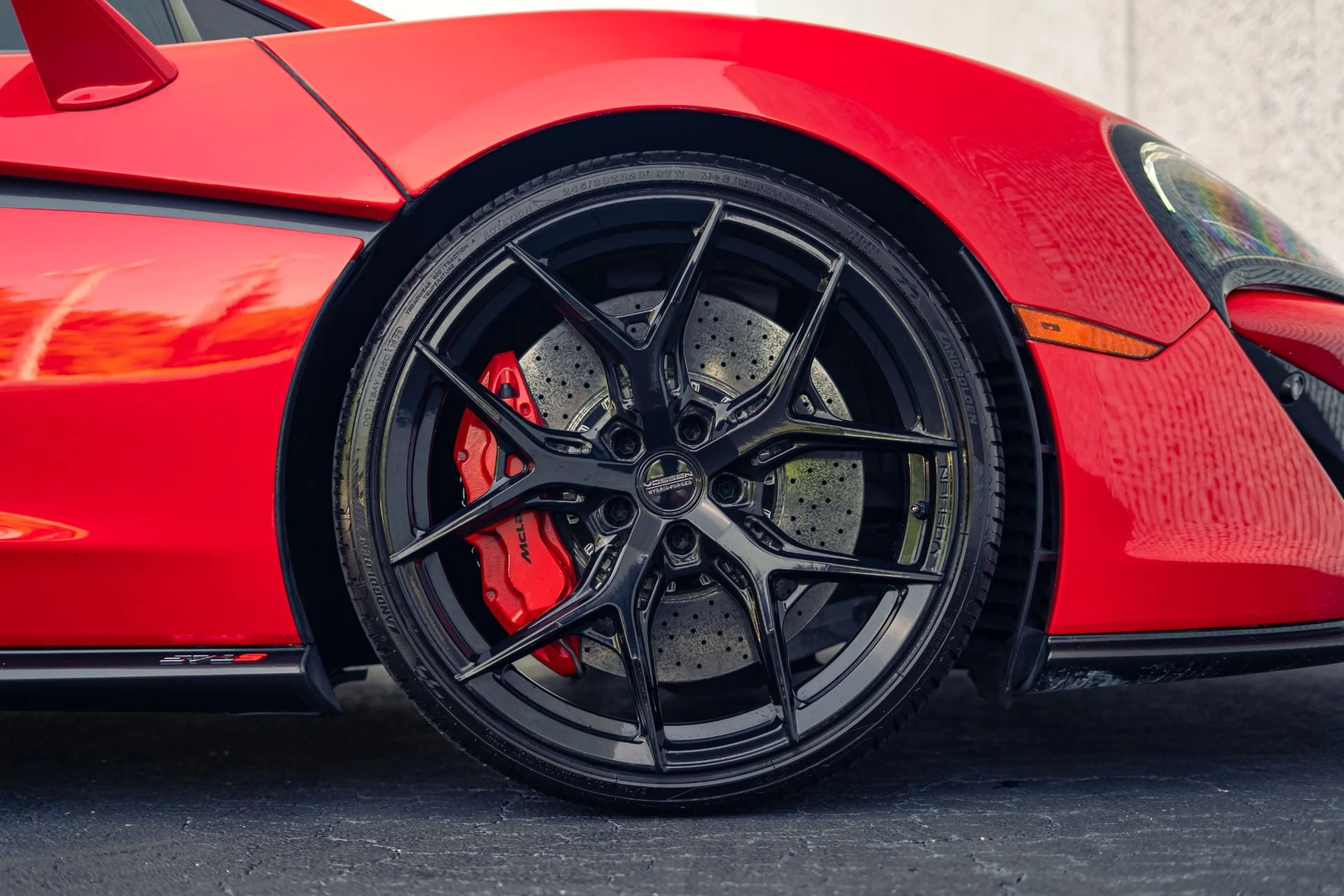 mph002_2892254469_Used_2017_Mc_Laren_570_S_1783983686_f38138521b