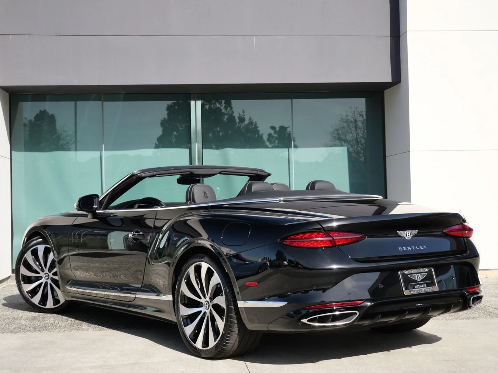 mph002_2897338939_a6c16e840b45f09bf7fccbcb8ac01ffcx_0ba49022eb