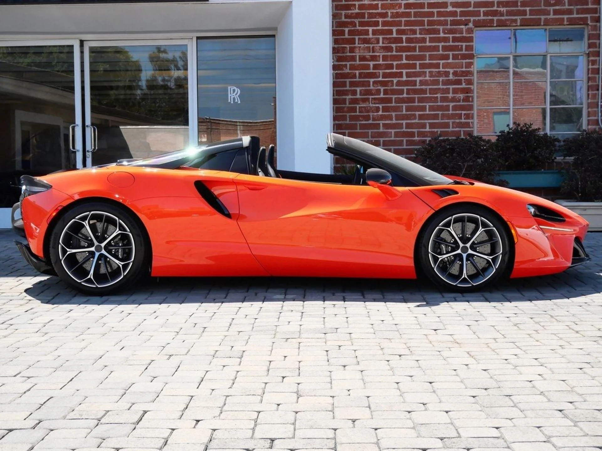 mph002_2901854248_d5f934e8ec06e486cbb3f377aa9bead7x_92c6f1810c