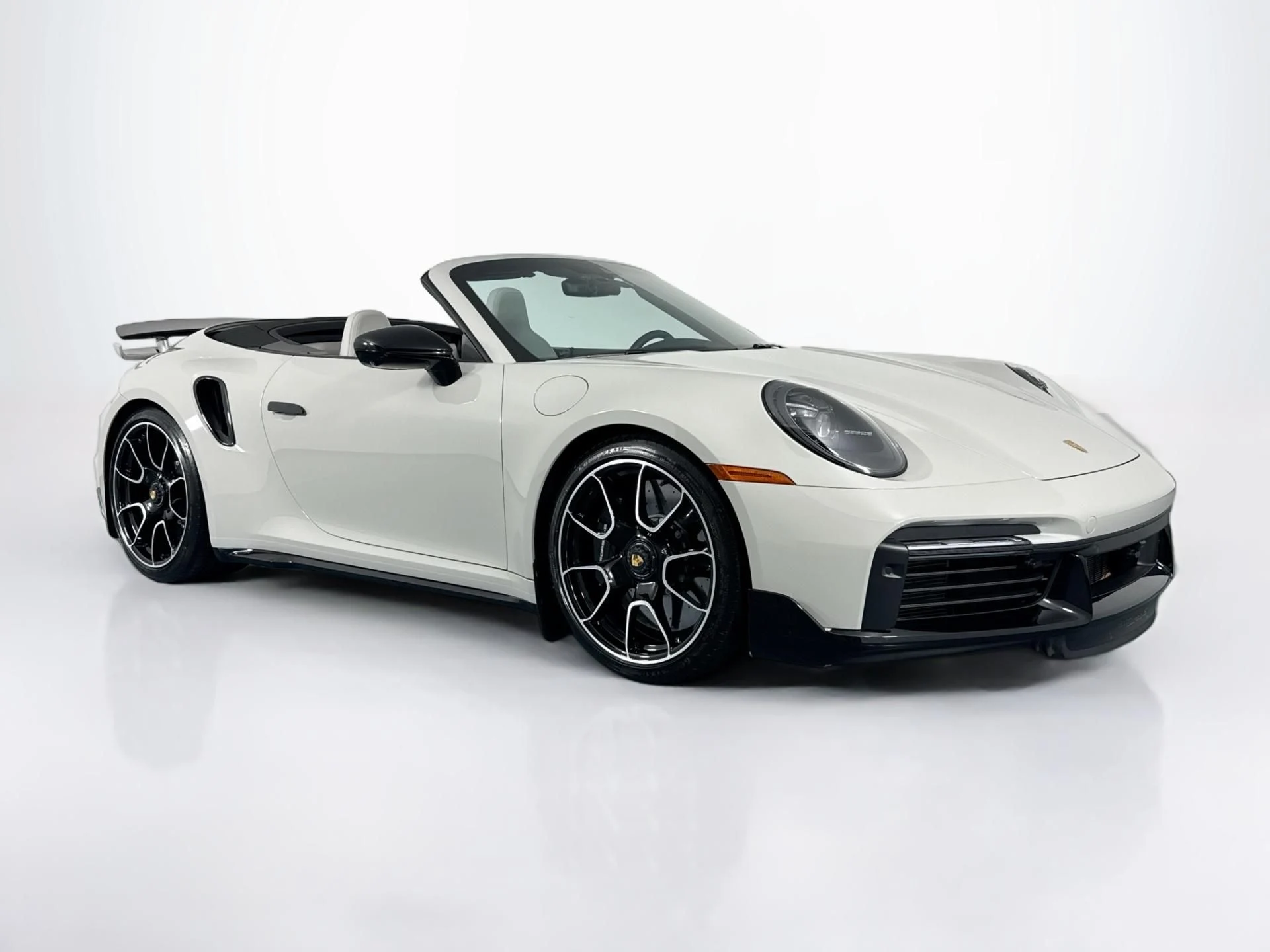 mph002_2902801614_Used_2025_Porsche_911_Turbo_S_1785281620_e8b80613fd