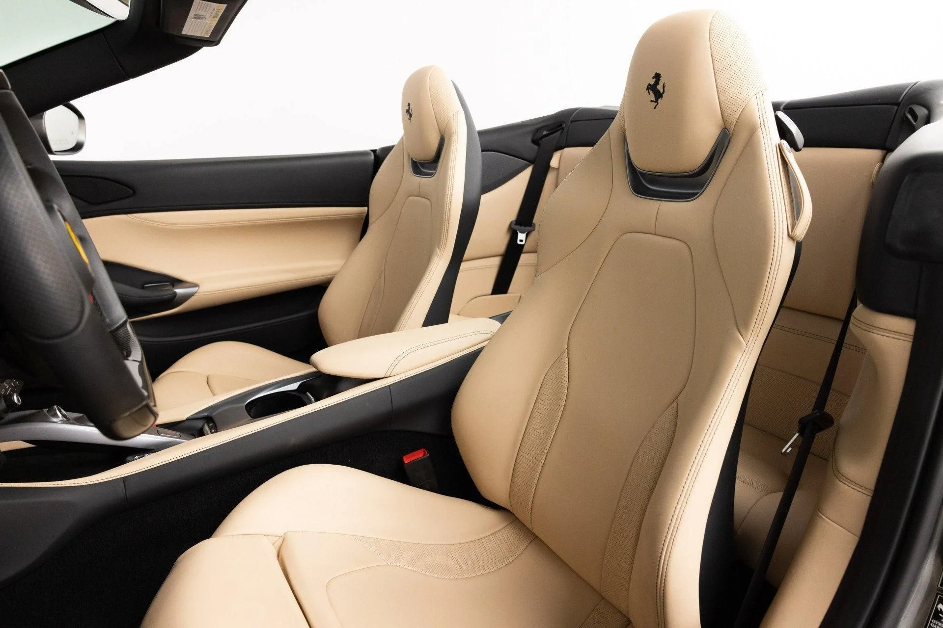 mph002_2918044189_Used_2023_Ferrari_Portofino_M_1784803689_8c7ab72c29