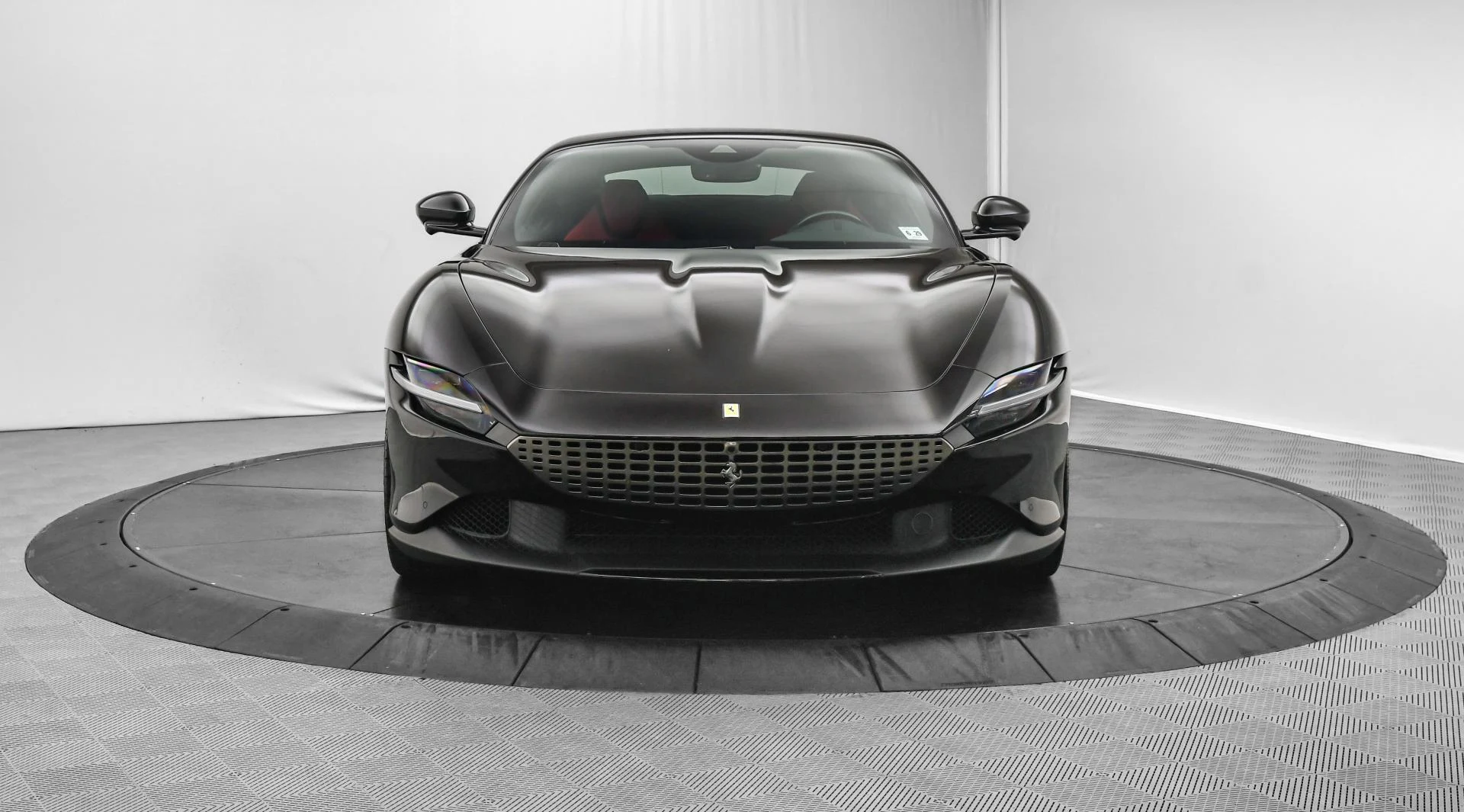 mph002_2919121435_Used_2024_Ferrari_Roma_1755159463_54c6e2ba72