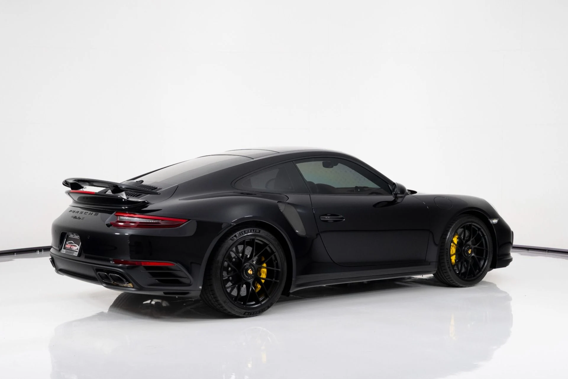 mph002_29244430_Used_2019_Porsche_911_Turbo_S_1757958870_b3dabddac6