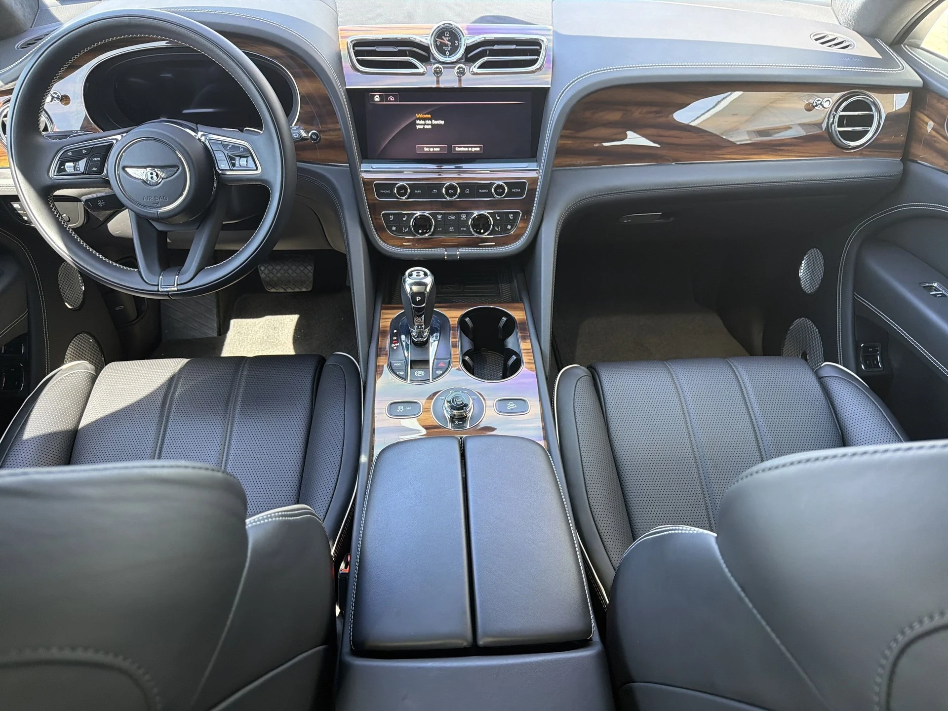 mph002_2940463903_b1070fd4b1d3851a0b15c97654f96fc3x_187ed0671e