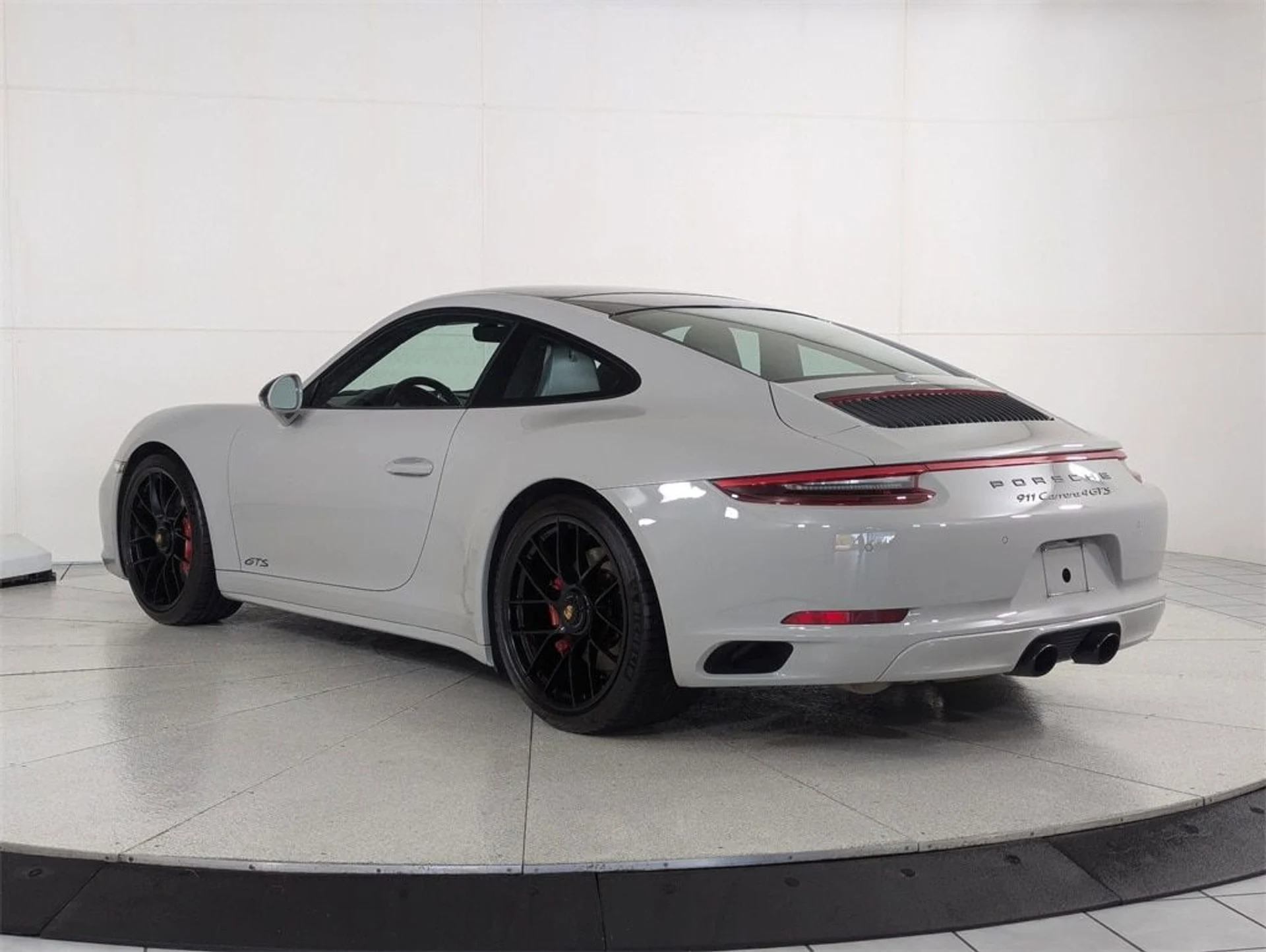 mph002_2954808081_a0b2c6a24af2fc1a258951ccd9960f3cx_fe94b9da1f