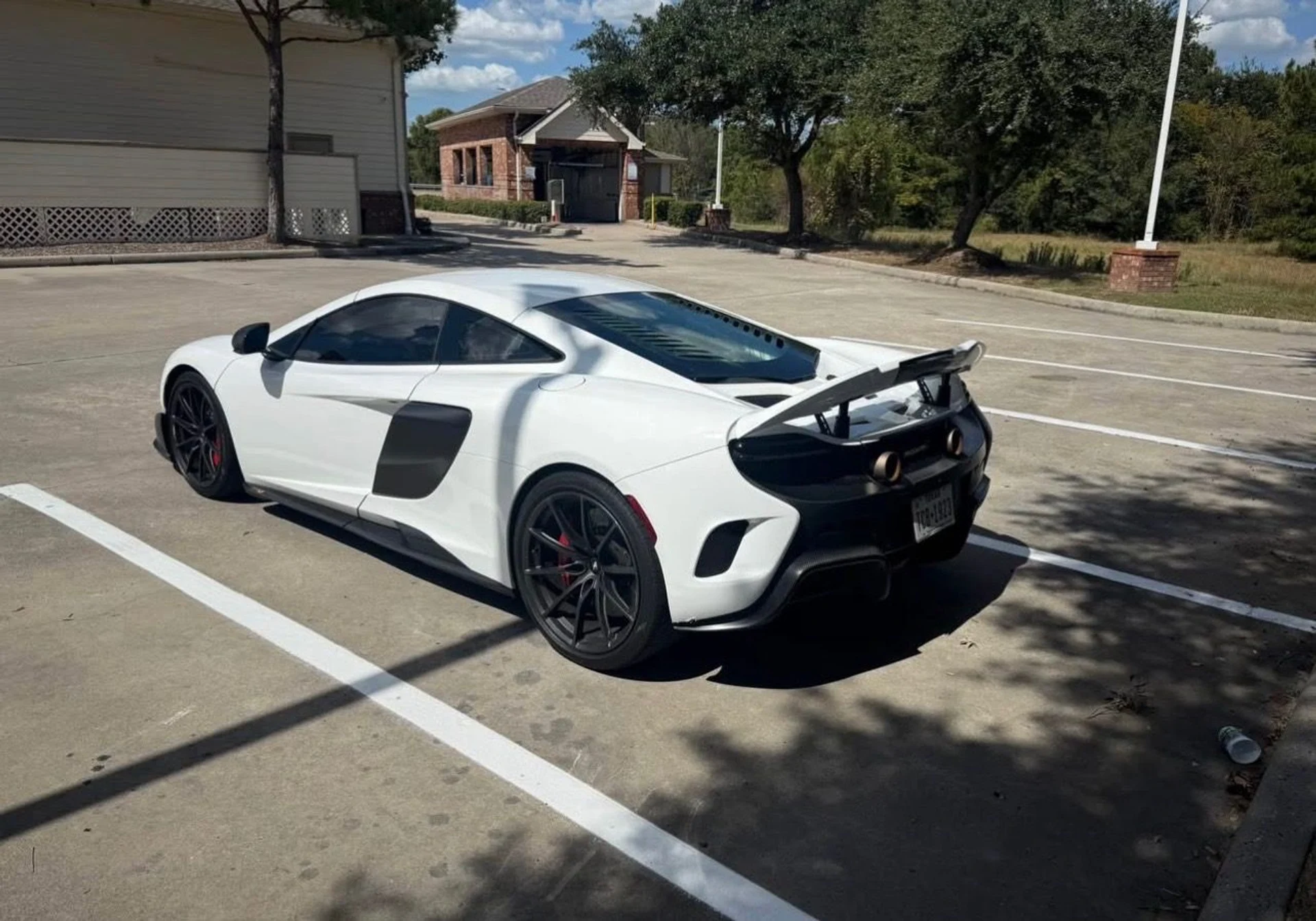 mph002_2966468626_Used_2016_Mc_Laren_675_LT_1760386811_cfdf83a465