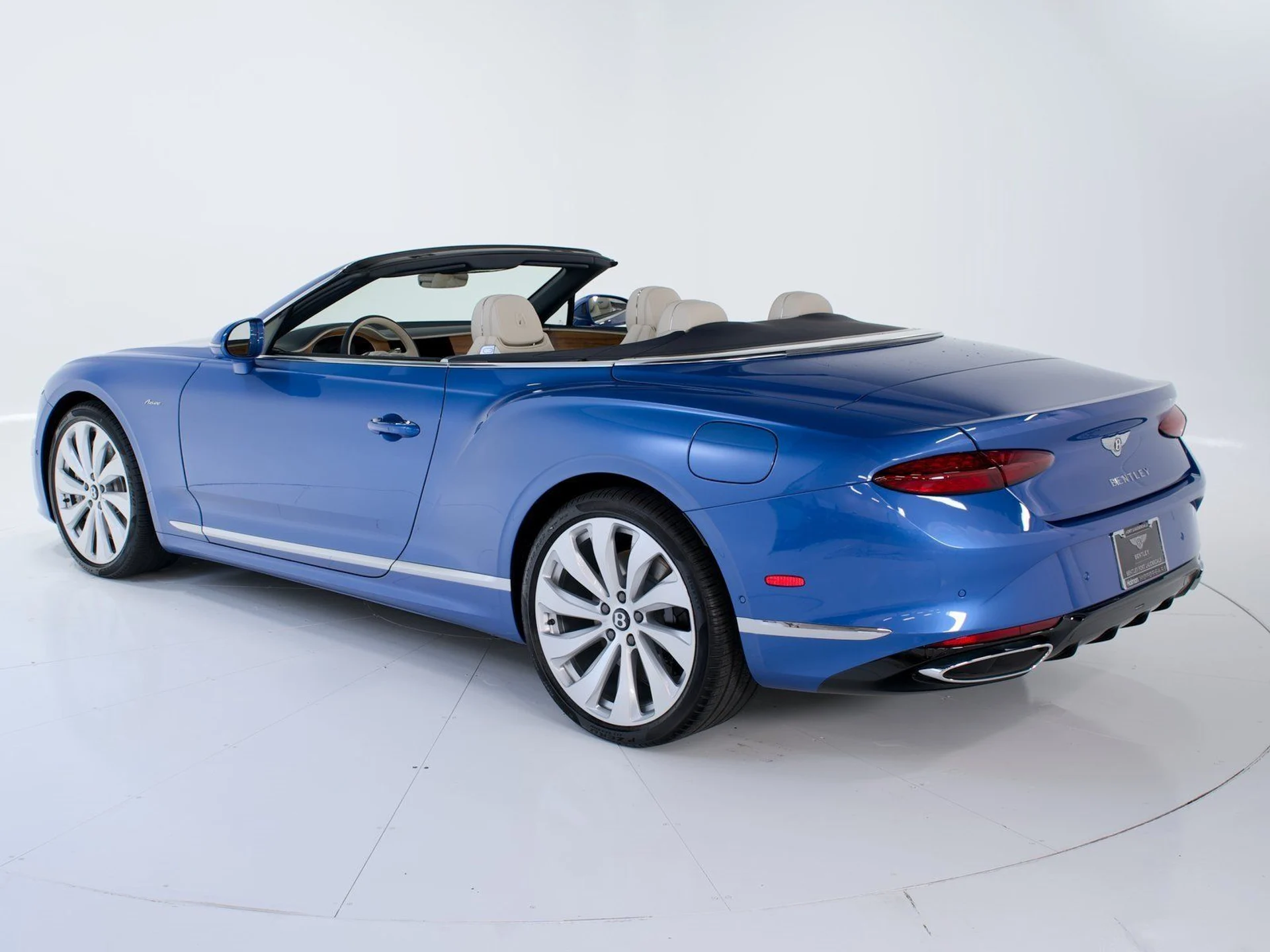 mph002_2966670394_314a920e07e012792bd34f17dcebde9c_f0569545b0