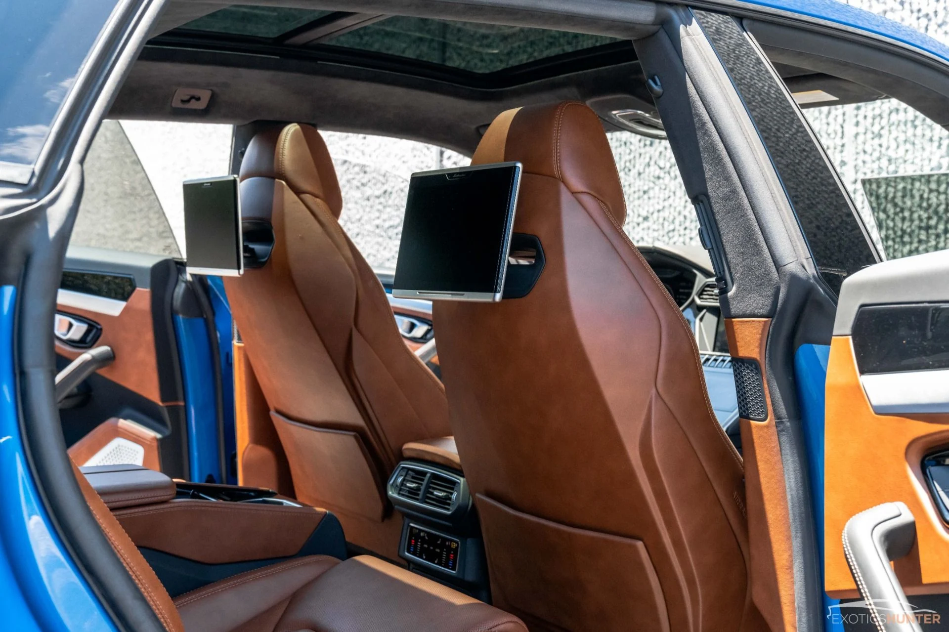 mph002_2966859372_Used_2019_Lamborghini_Urus_HIGH_266_K_Sticker_w_EVERY_Desirable_Option_1683572182_d5996f680e