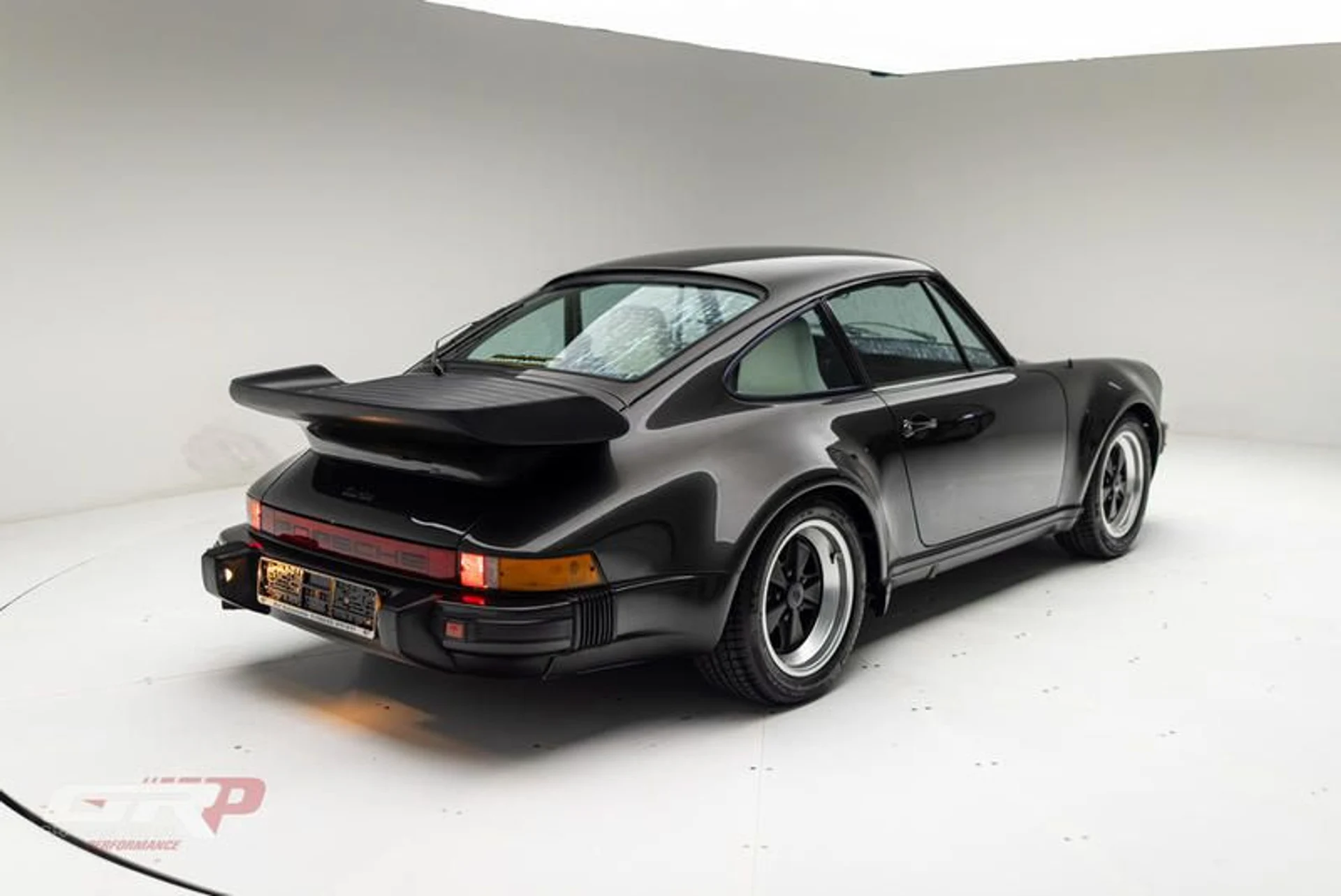 mph002_2967859201_AFC_15_EC_3_8_FDC_4_E8_C_AA_5_C_339095216605_d6c28a5716