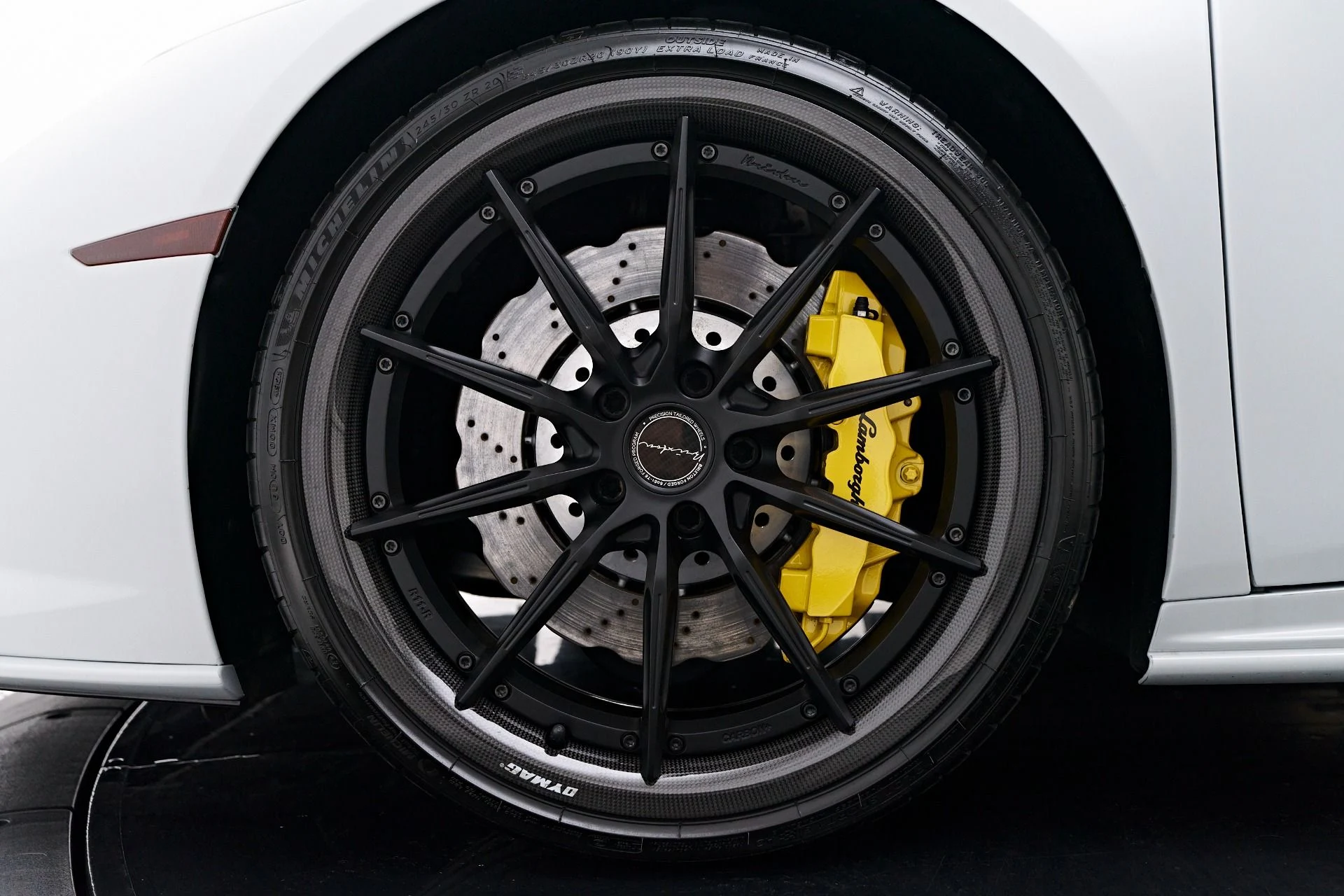 mph002_2980895867_Used_2021_Lamborghini_Huracan_EVO_Base_1754524536_2e4ff31f9f