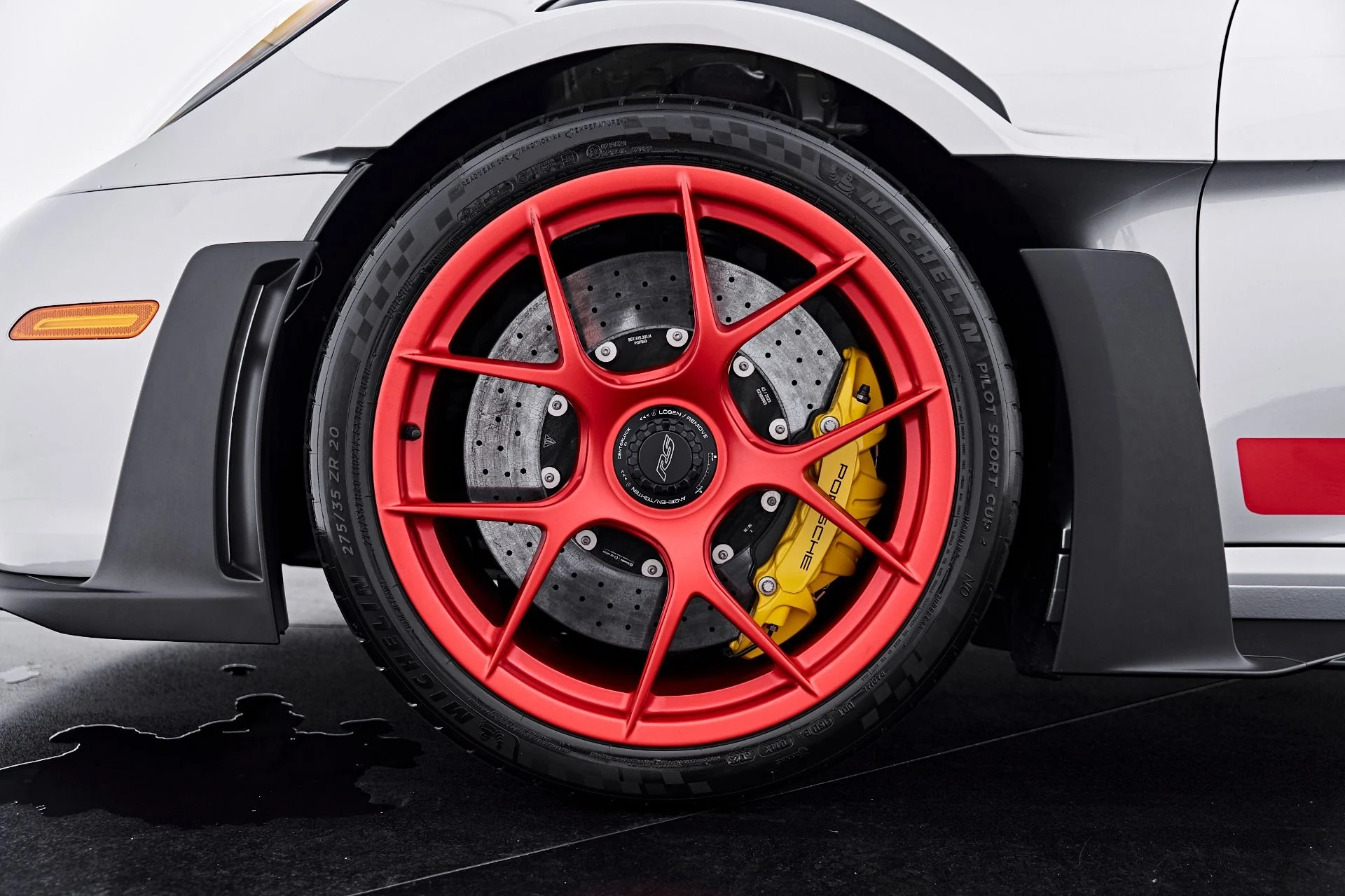 mph002_2993484108_Used_2025_Porsche_911_GT_3_RS_1790467579_80f67c4013