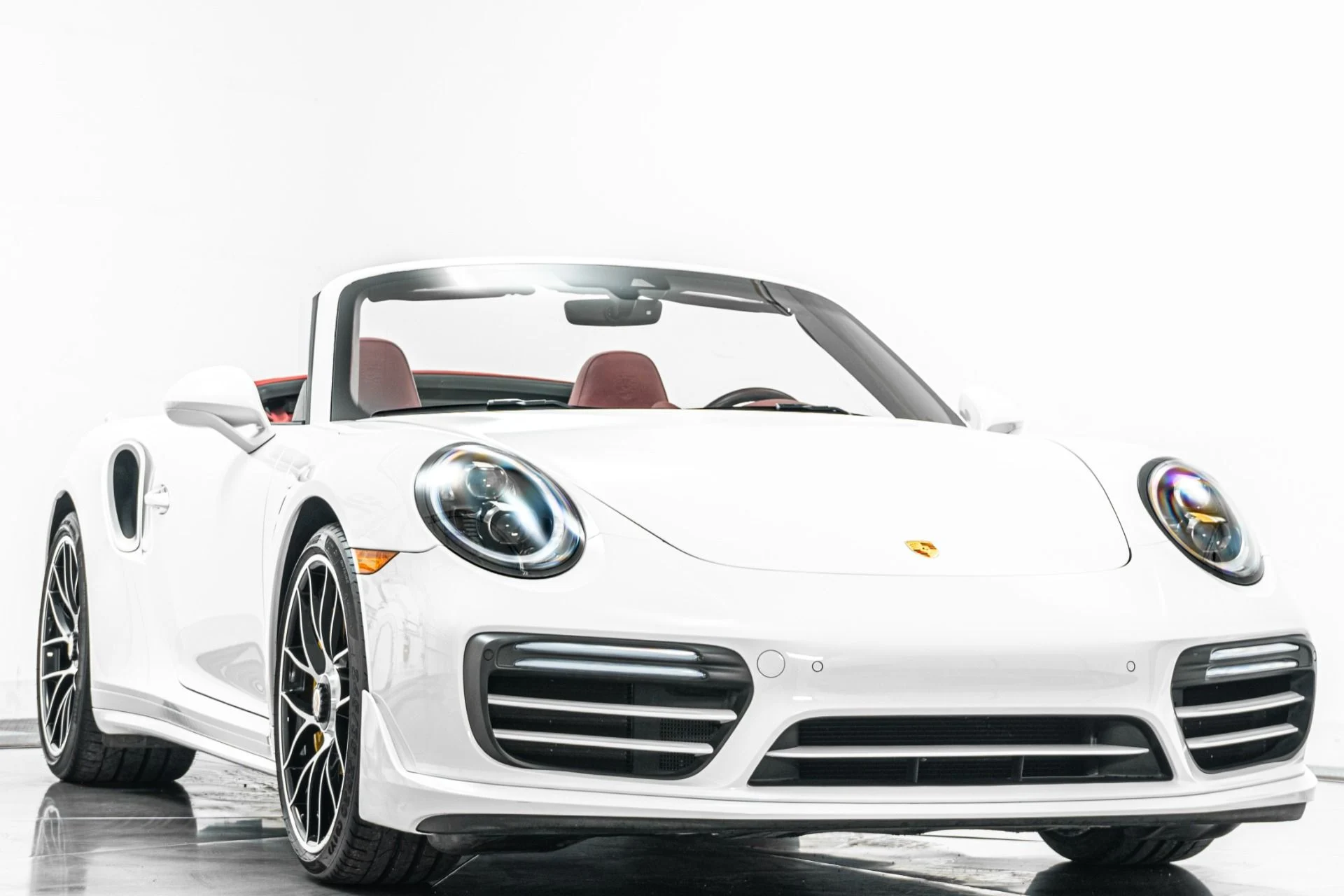 mph002_2998528224_Used_2019_Porsche_911_Turbo_S_Cabriolet_Factory_Aerokit_Burmester_Audio_Front_Axle_Lift_1778507035_db7e031b52