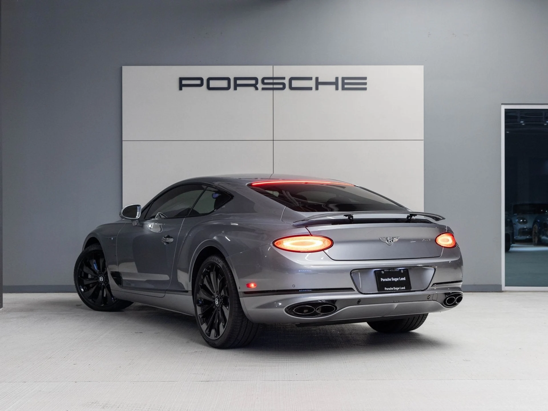 mph002_3008259395_3_f69e9f95d1