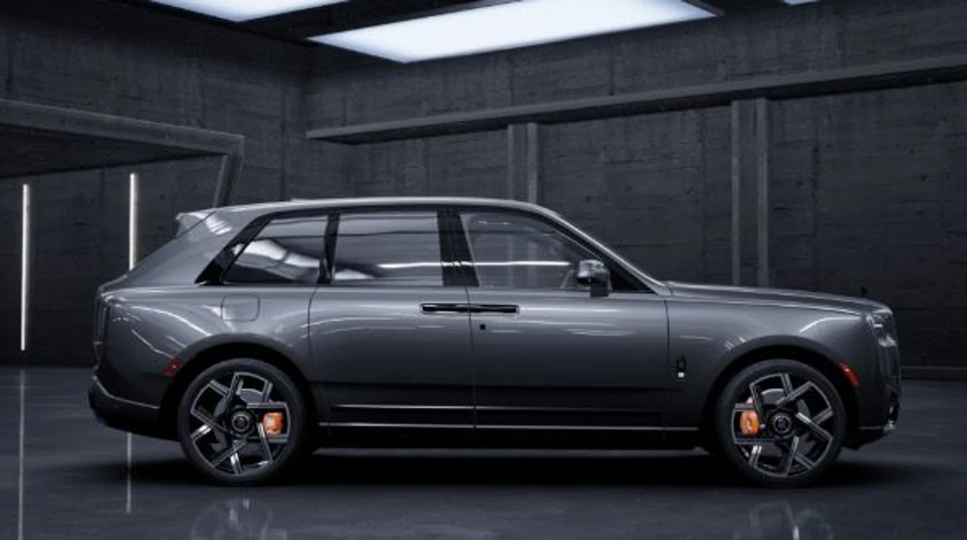 mph002_3012000039_New_2026_Rolls_Royce_Black_Badge_Cullinan_10d2b840df